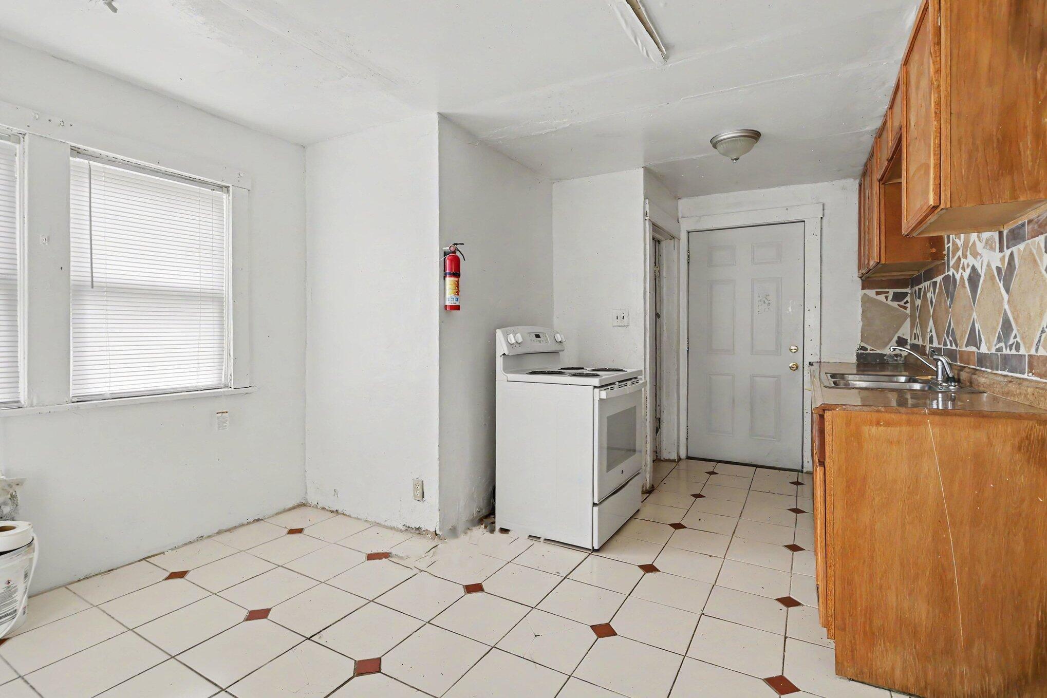 549 E Britain Avenue Benton Harbor MI 49022