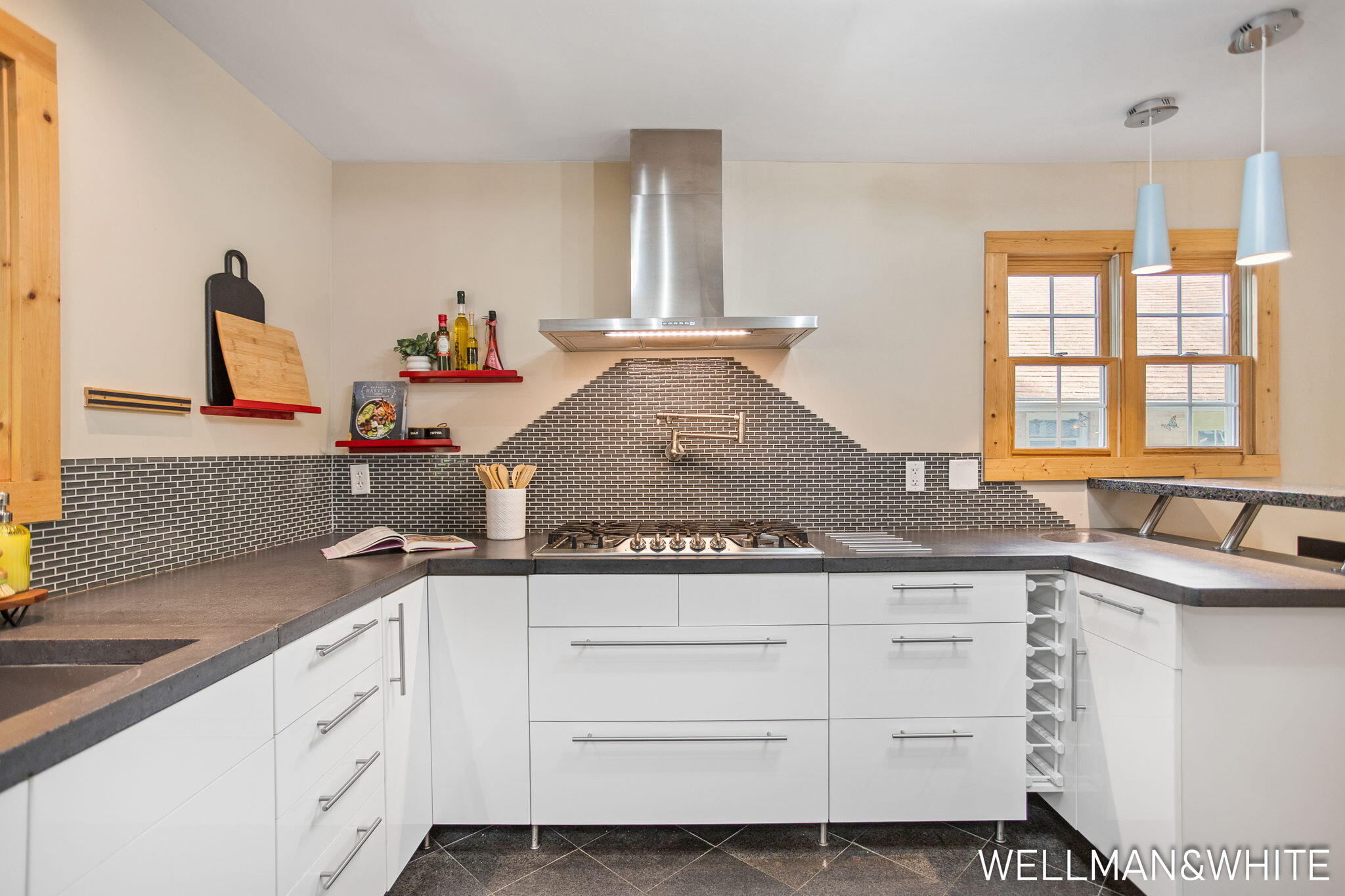 1005 Elizabeth Street Saugatuck MI 49453