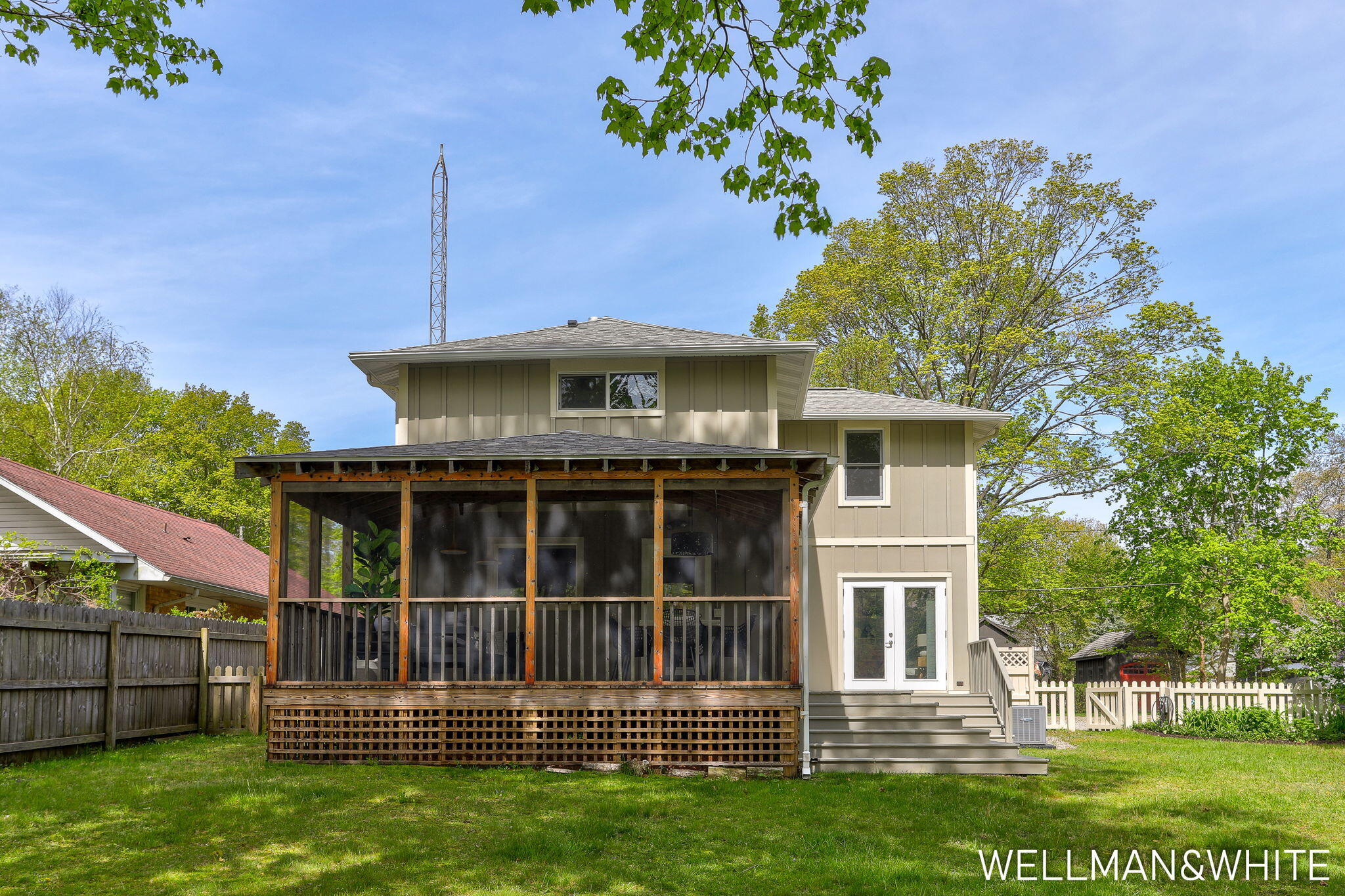 1005 Elizabeth Street Saugatuck MI 49453