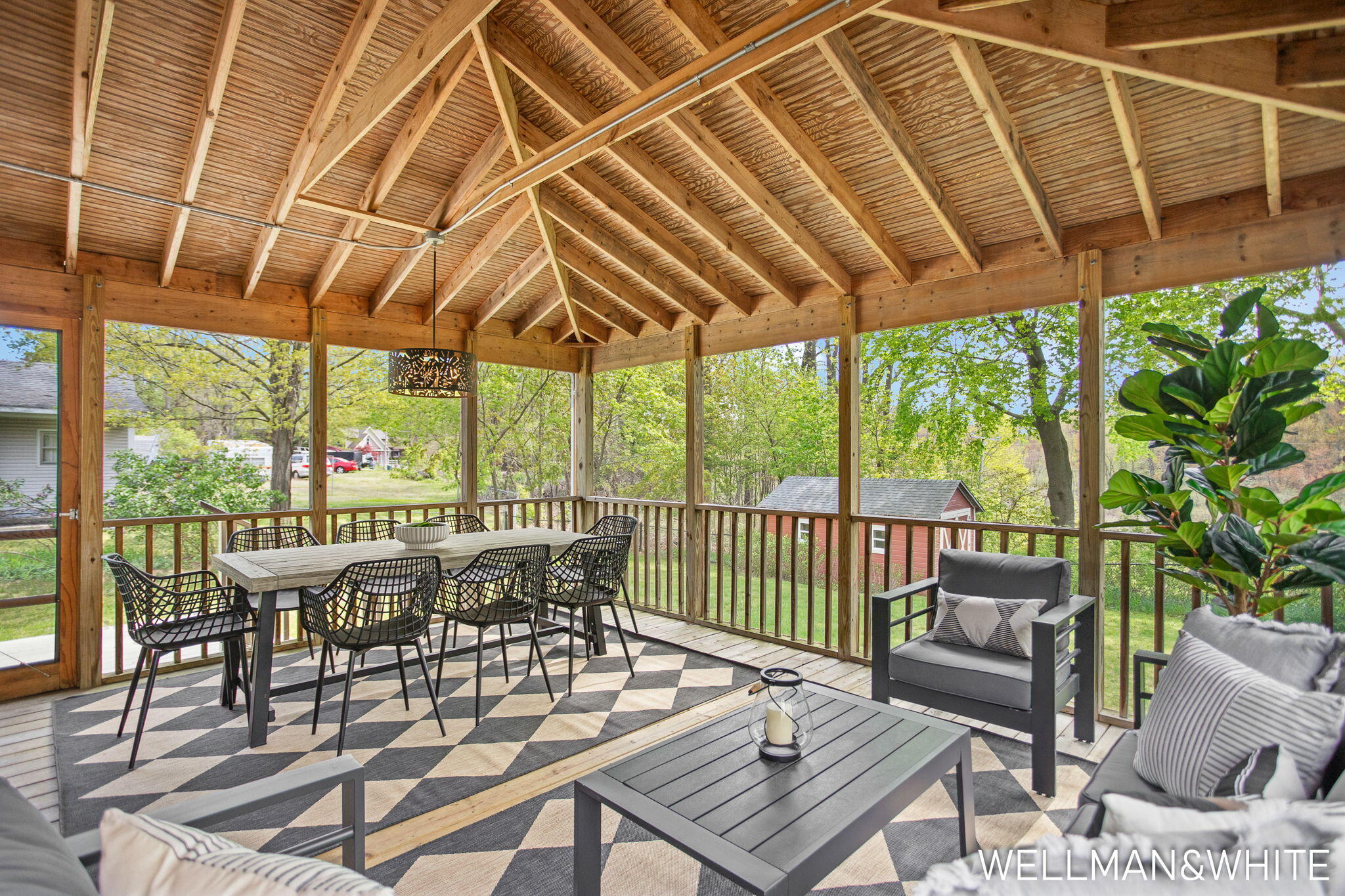 1005 Elizabeth Street Saugatuck MI 49453