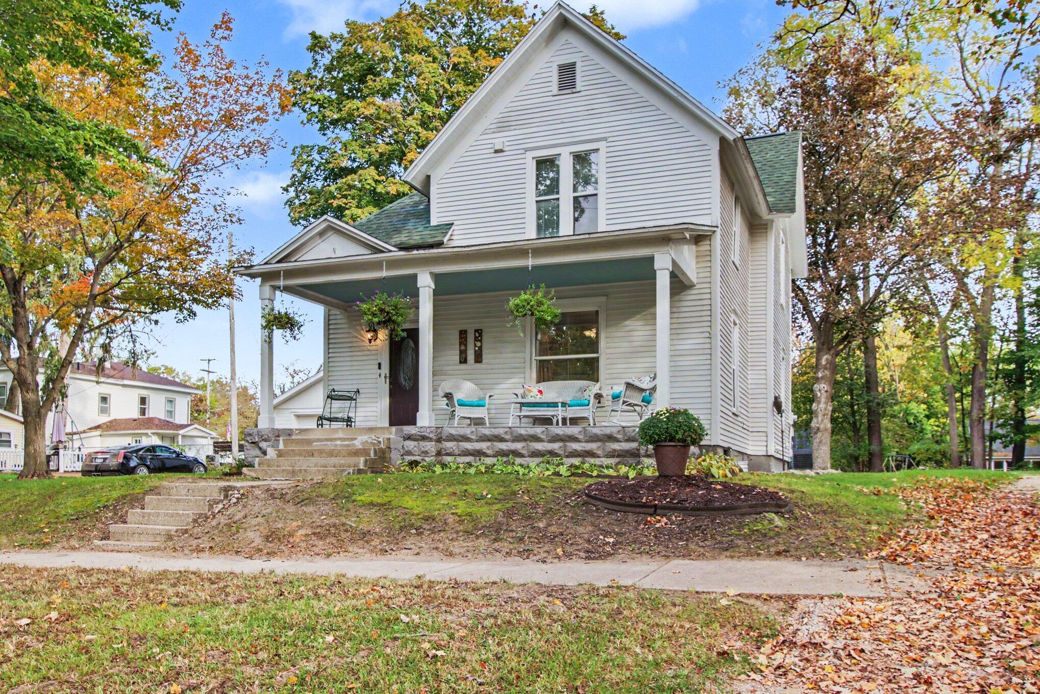 212 Race Street Allegan MI 49010