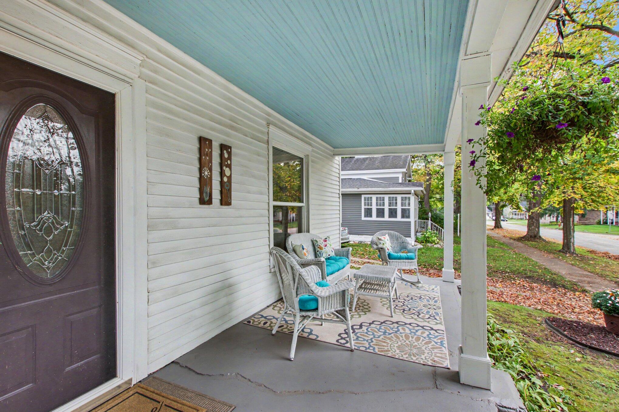 212 Race Street Allegan MI 49010