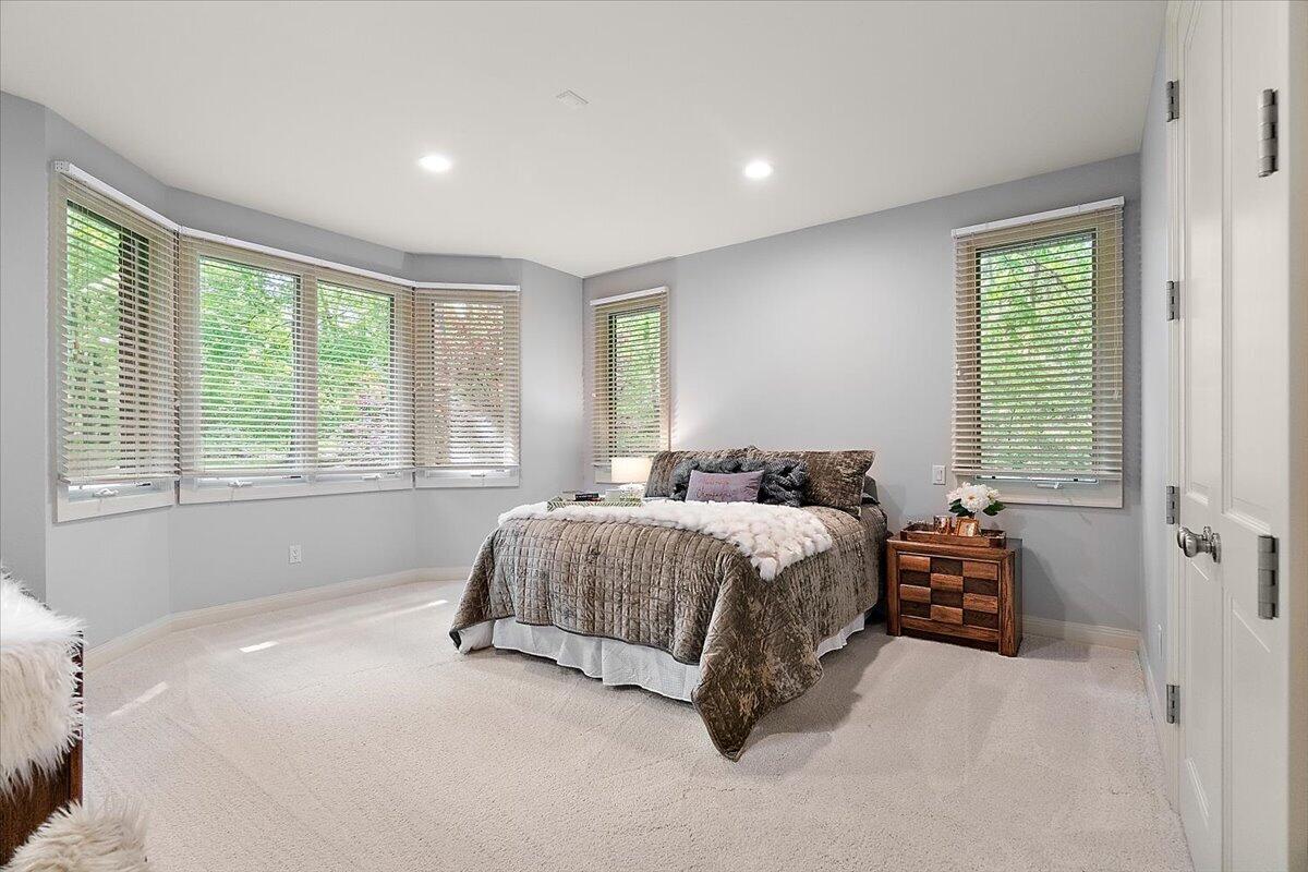 4166 Mystic Oak Court NE Grand Rapids MI 49525