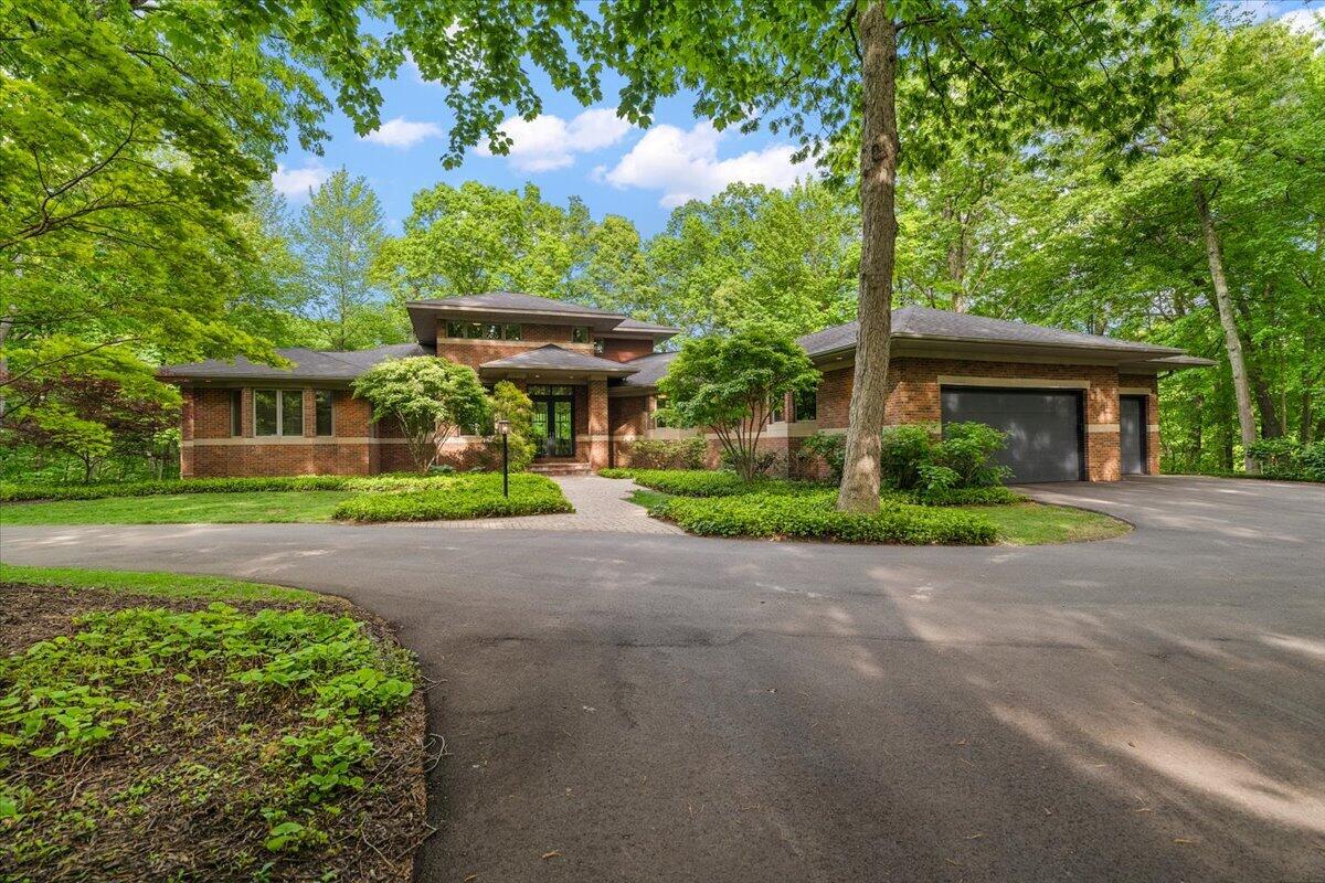 4166 Mystic Oak Court NE Grand Rapids MI 49525