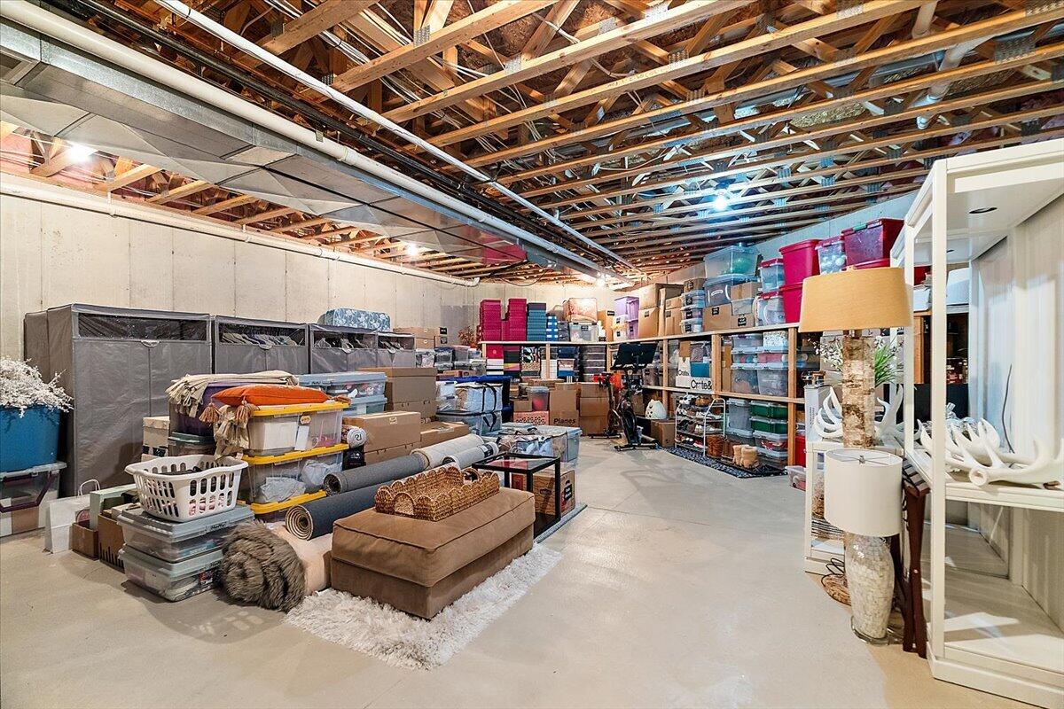 4166 Mystic Oak Court NE Grand Rapids MI 49525
