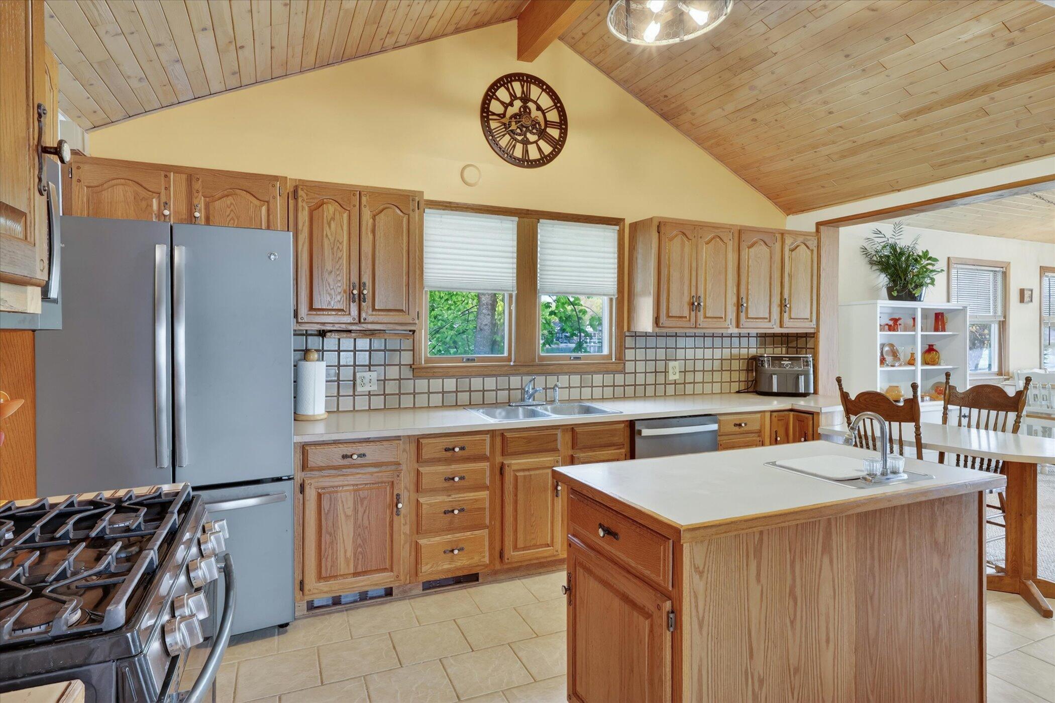 8412 Brower Lake Drive NE Rockford MI 49341