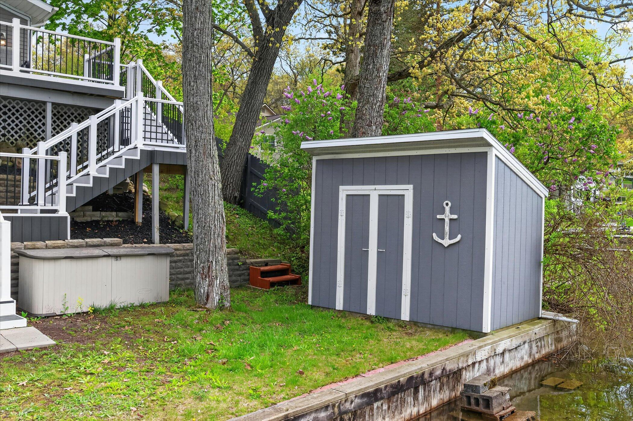 8412 Brower Lake Drive NE Rockford MI 49341