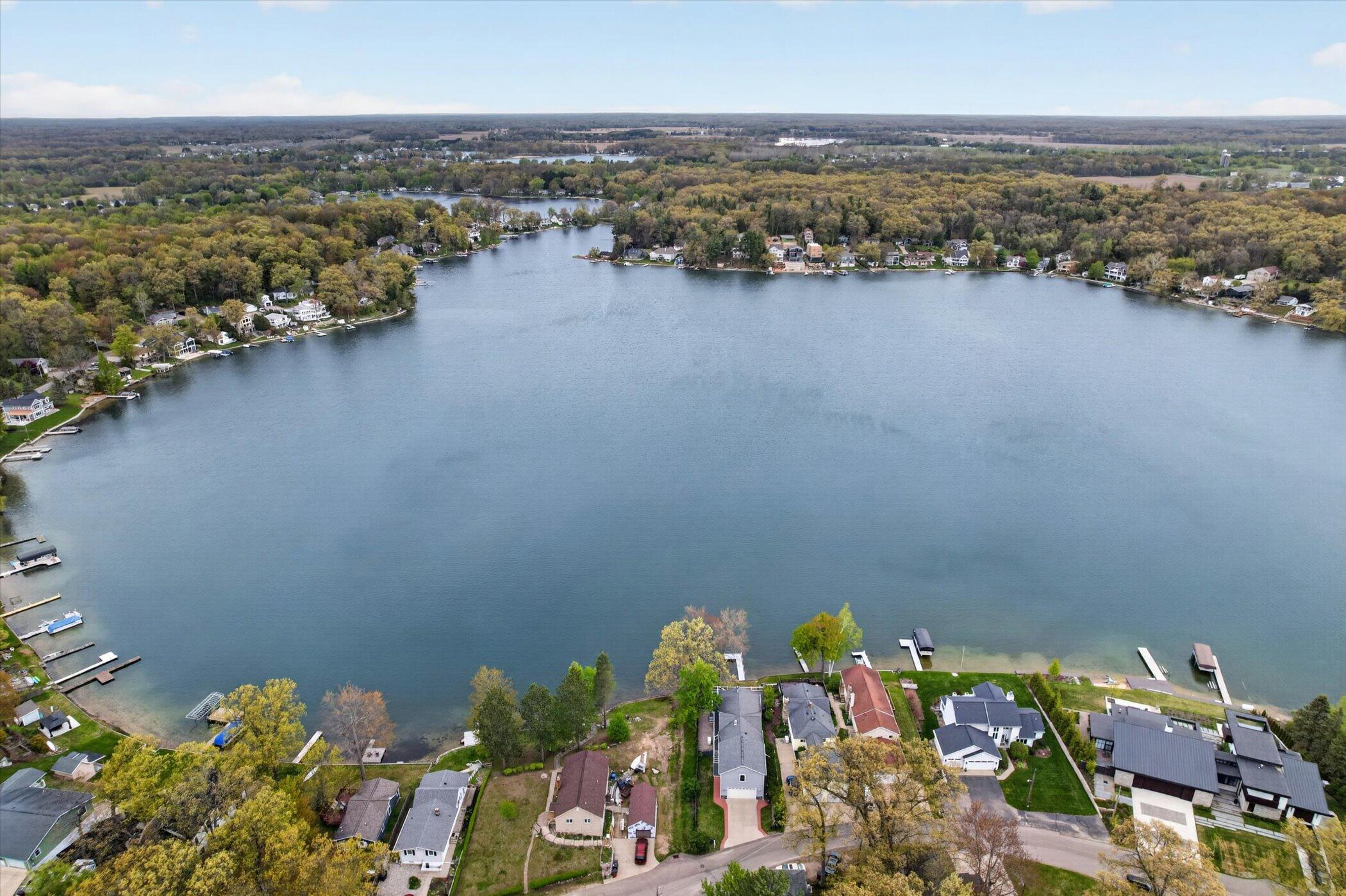 8412 Brower Lake Drive NE Rockford MI 49341