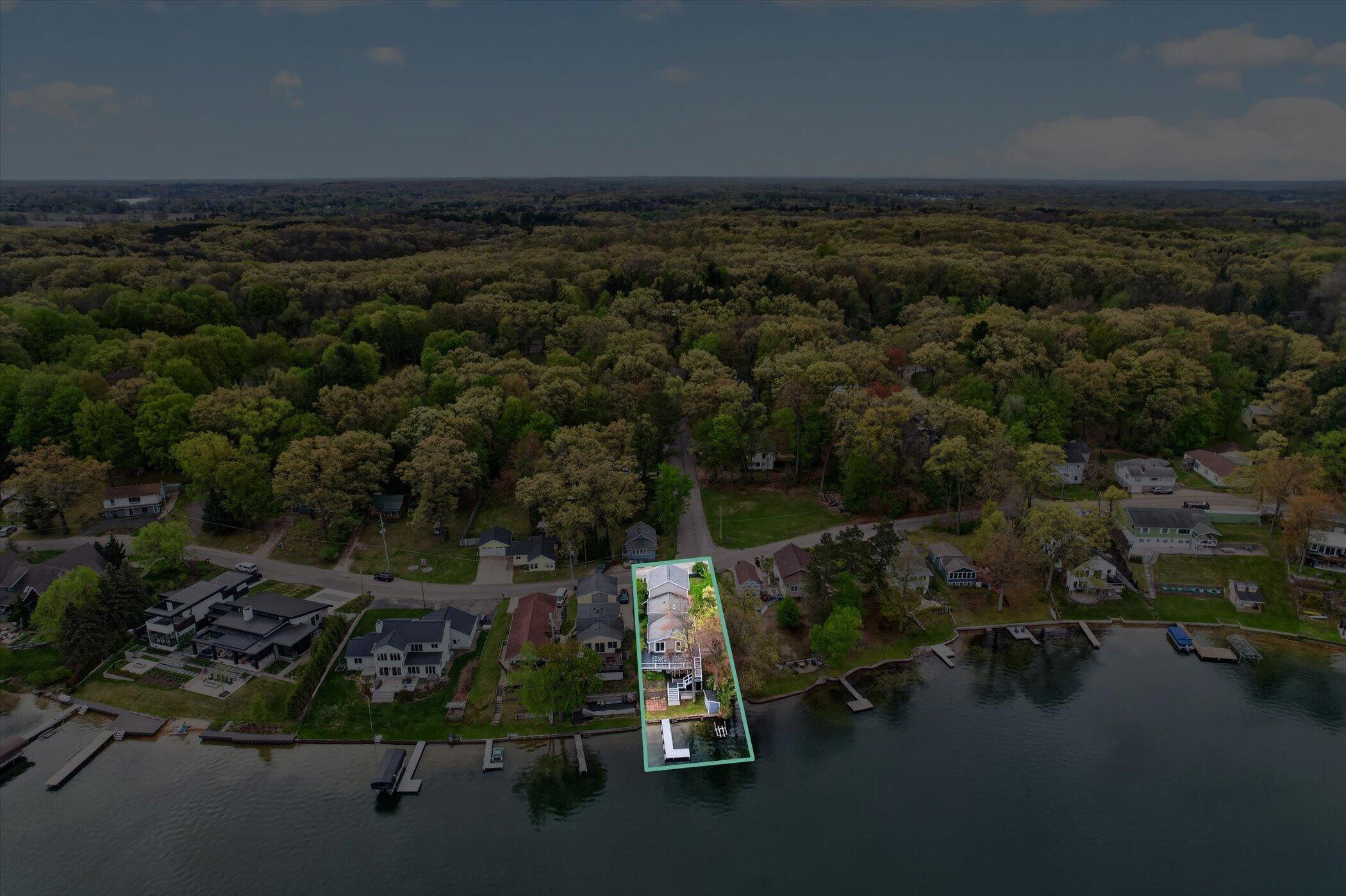 8412 Brower Lake Drive NE Rockford MI 49341