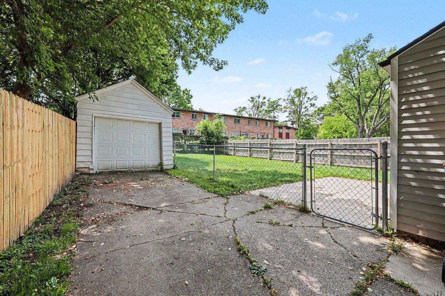 840 Spencer Street NE Grand Rapids MI 49505