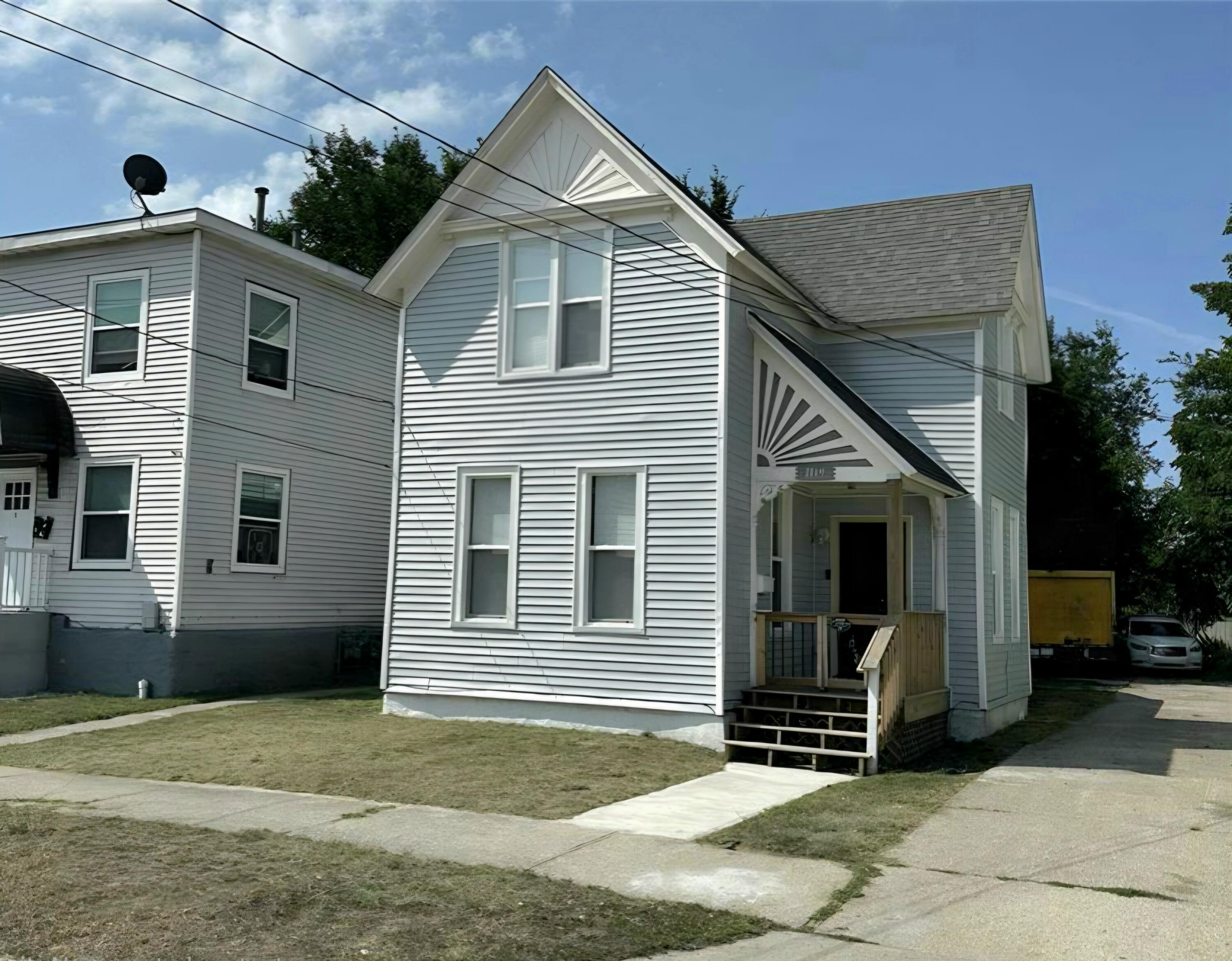 1119 Pine Street Muskegon MI 49442