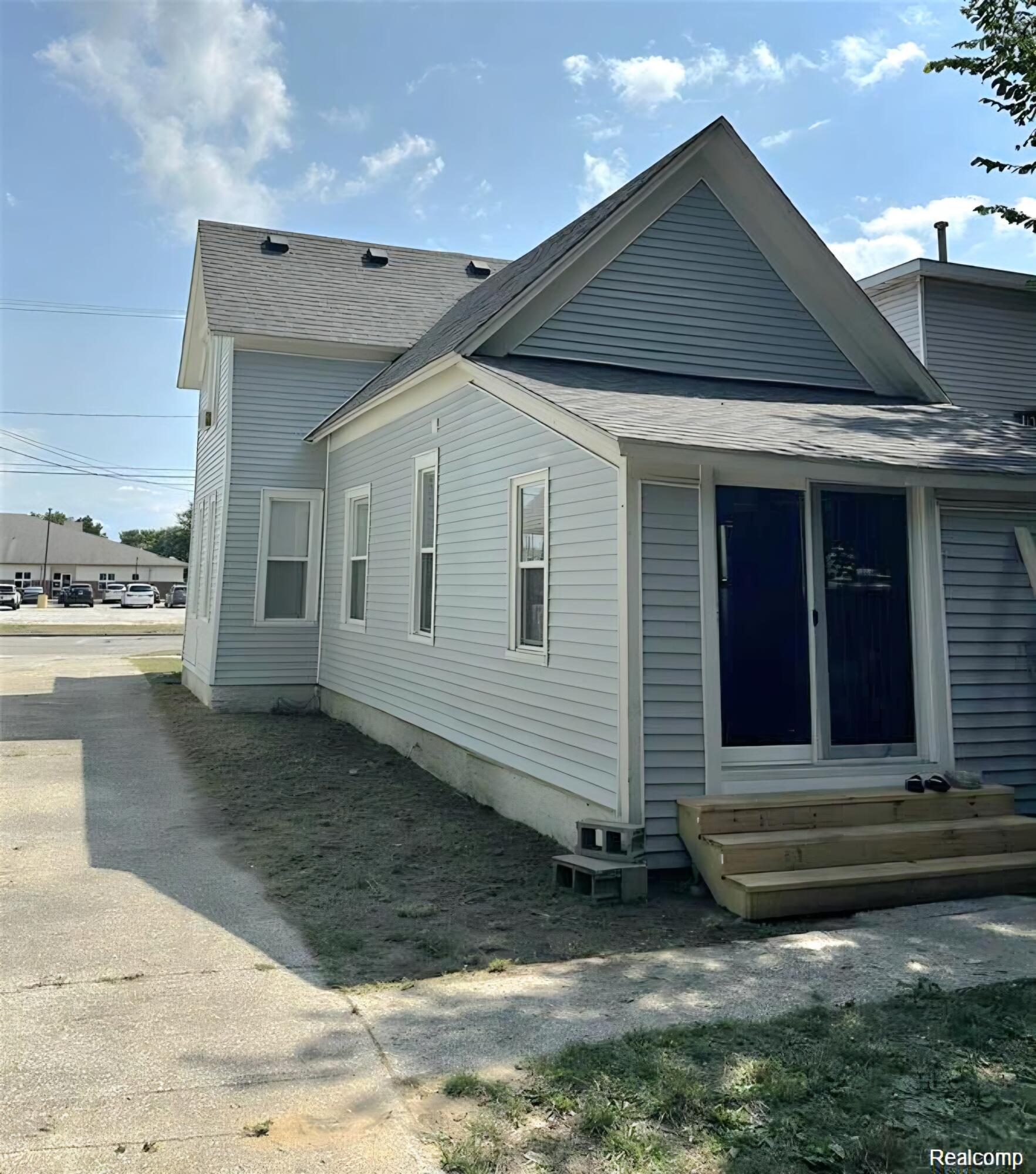 1119 Pine Street Muskegon MI 49442