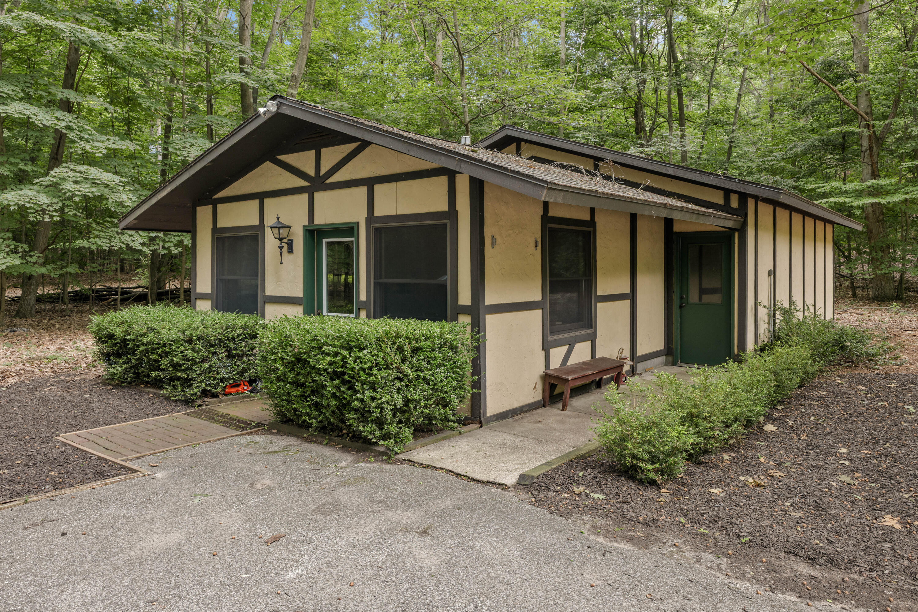 12879 Lakeshore Drive Grand Haven MI 49417