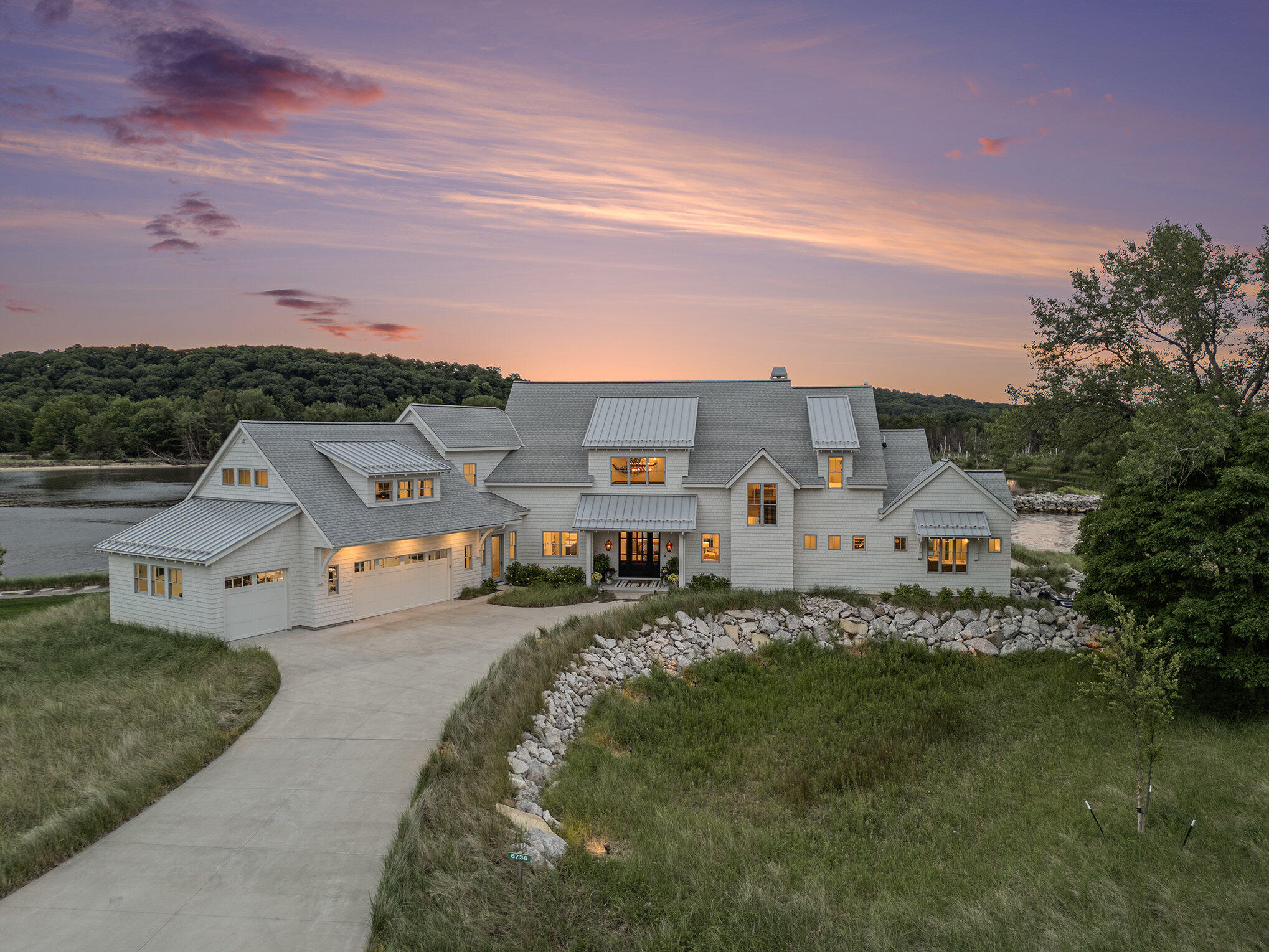 6736 Saugatuck Beach Road Saugatuck MI 49453