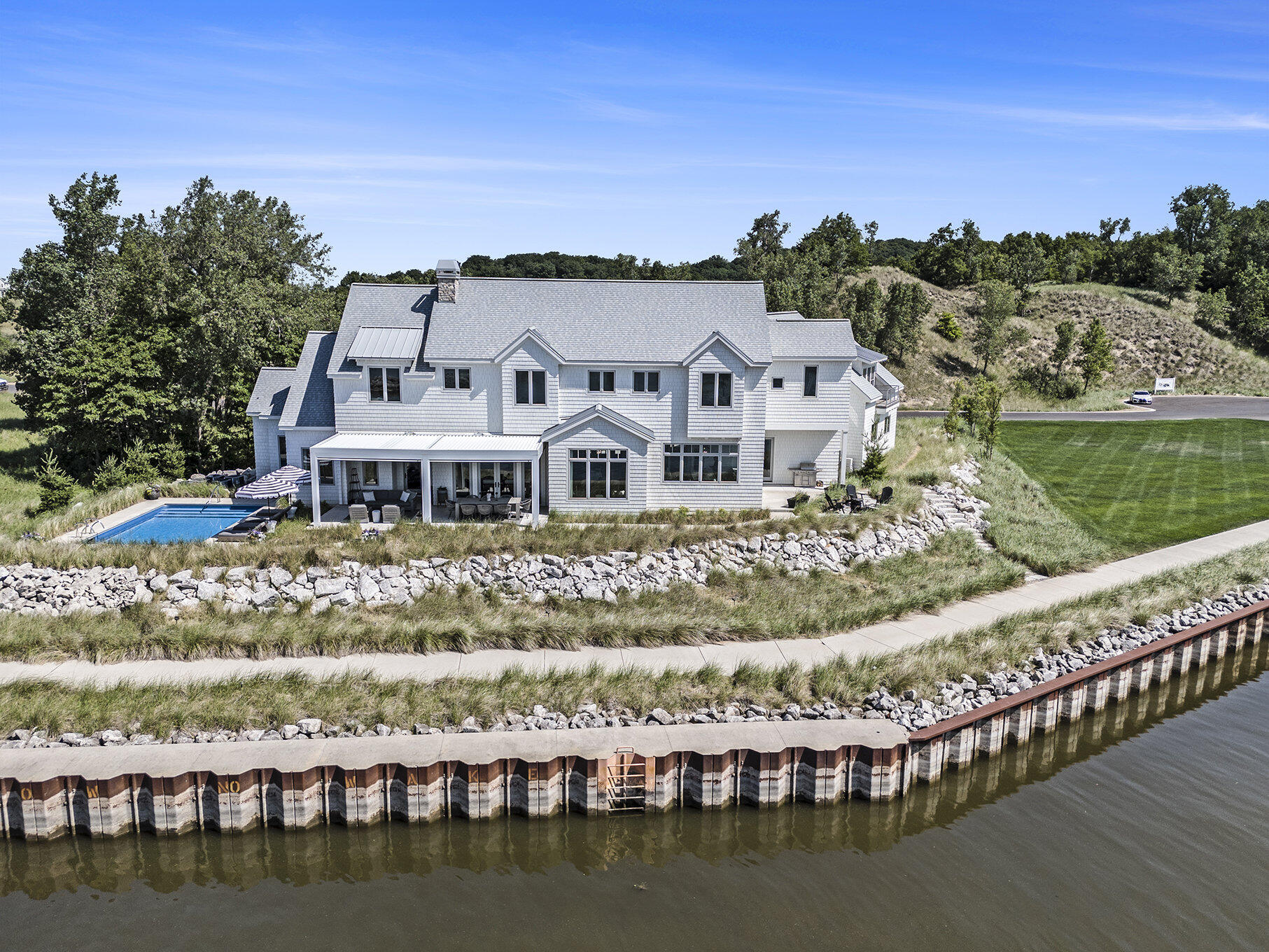 6736 Saugatuck Beach Road Saugatuck MI 49453