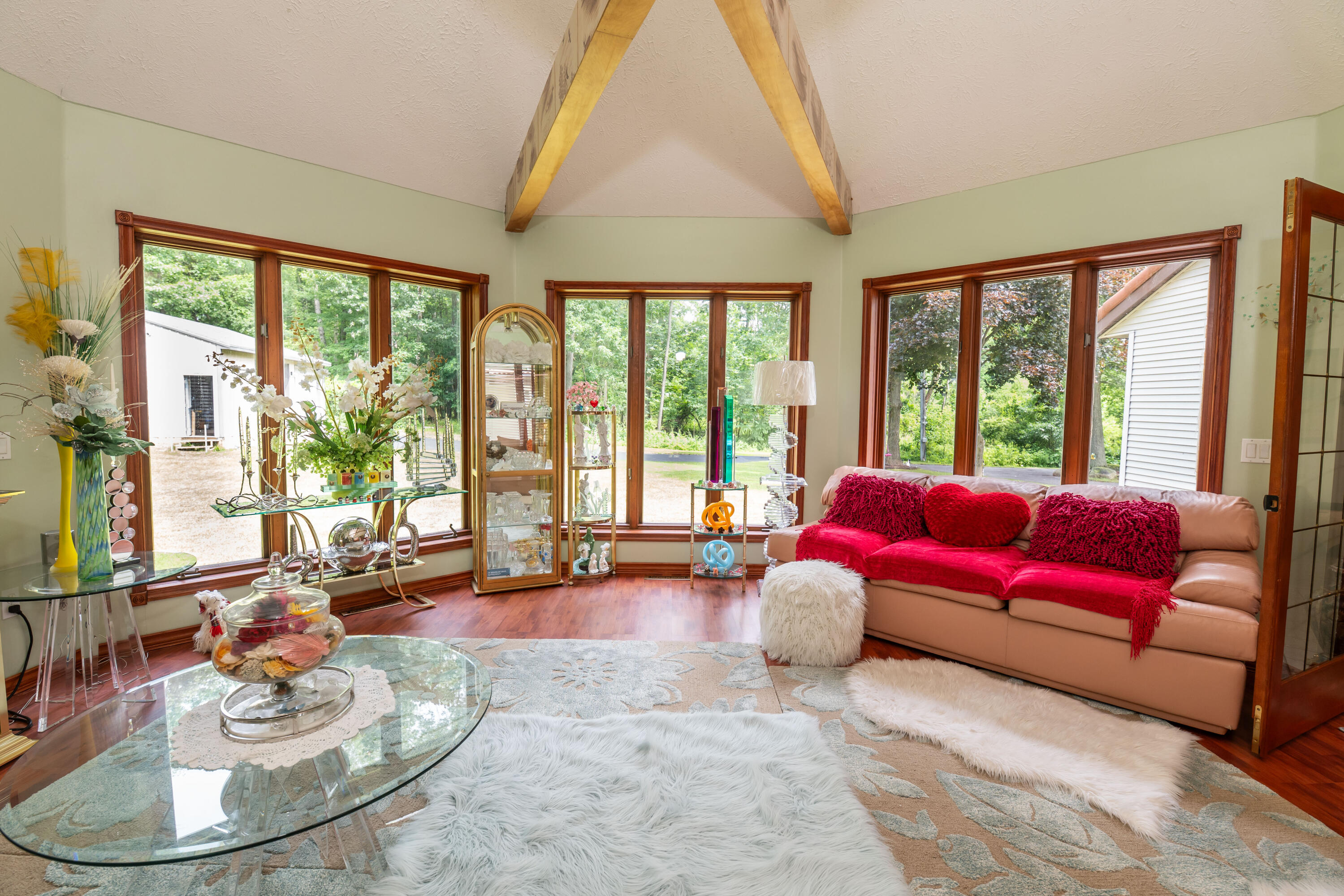989 NE Mccabe Avenue NE Ada MI 49301