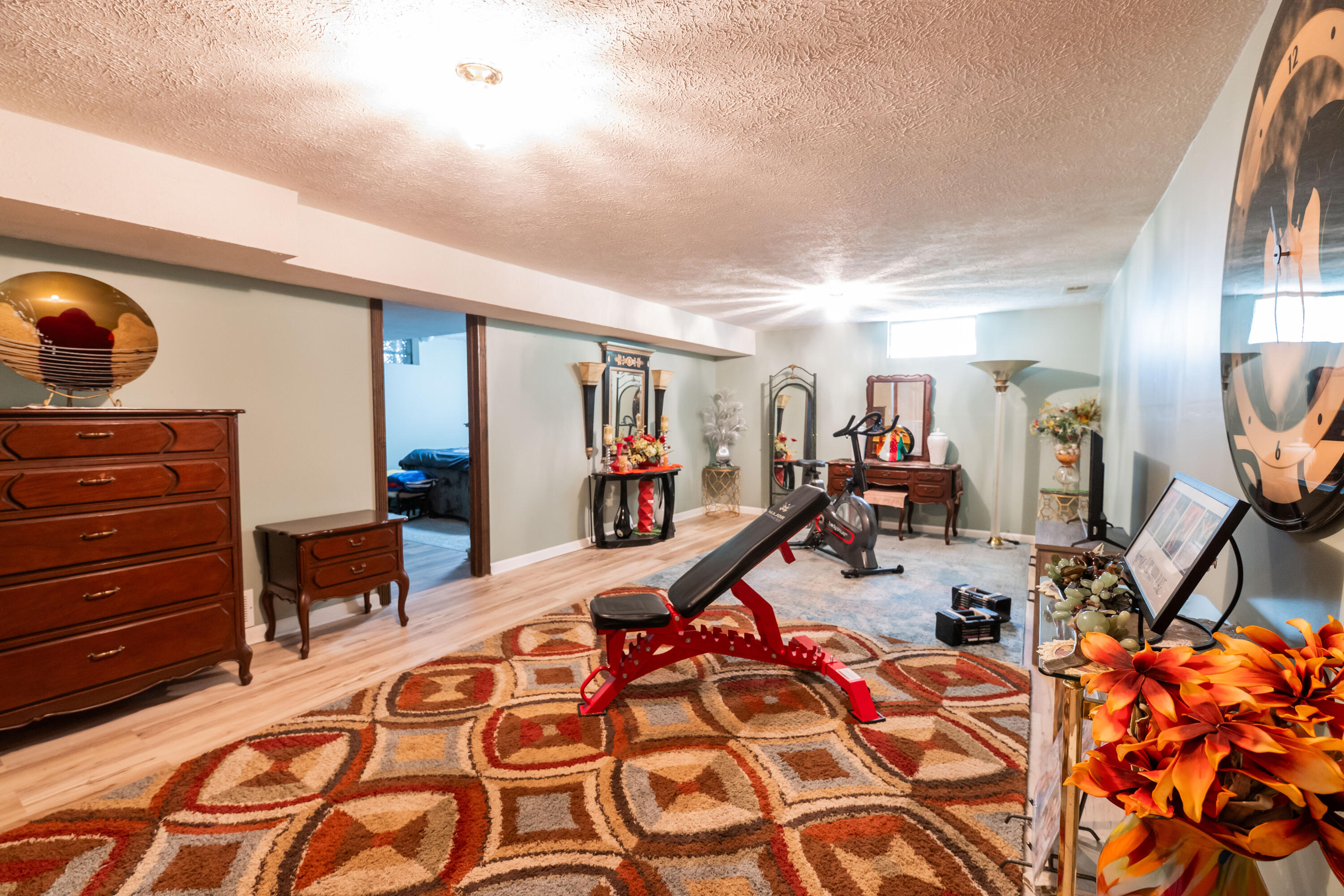 989 NE Mccabe Avenue NE Ada MI 49301