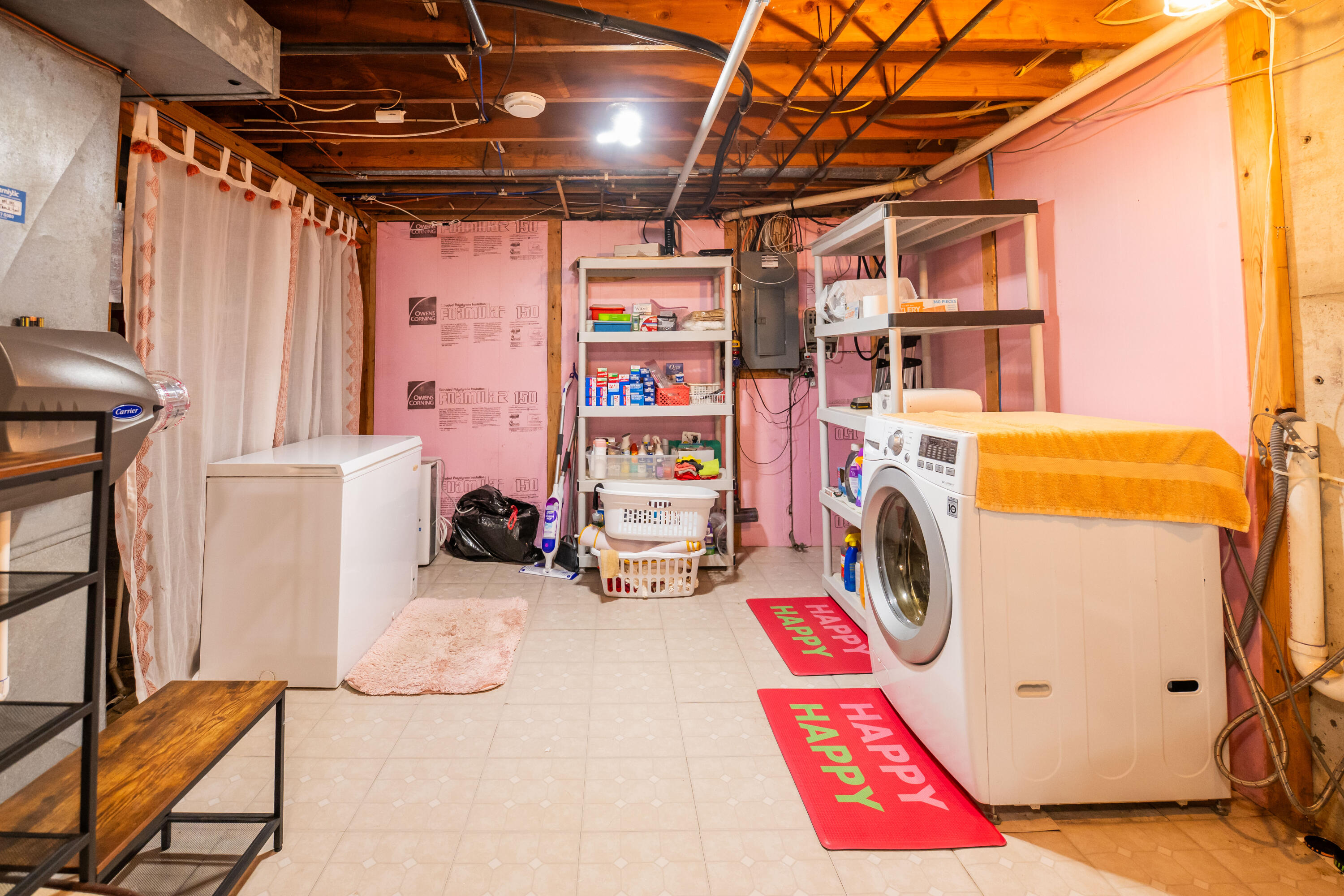 989 NE Mccabe Avenue NE Ada MI 49301