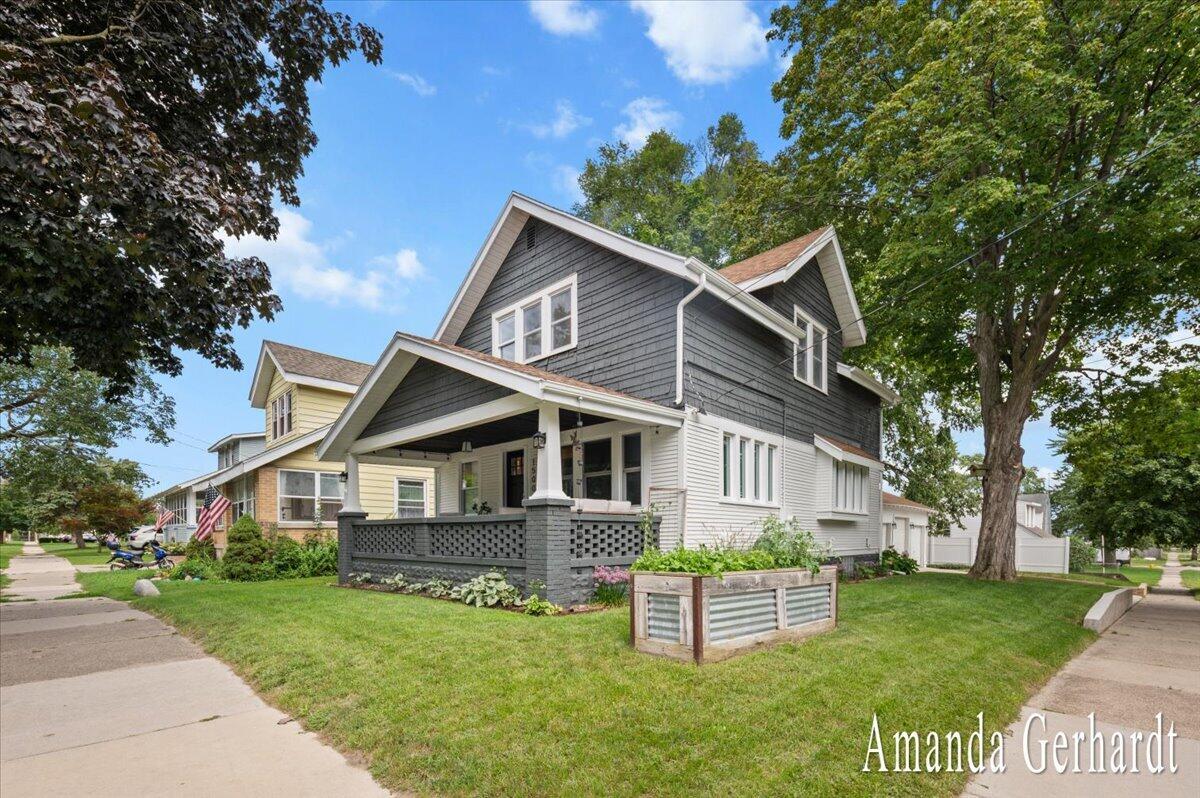 1500 Powers Avenue NW Grand Rapids MI 49504