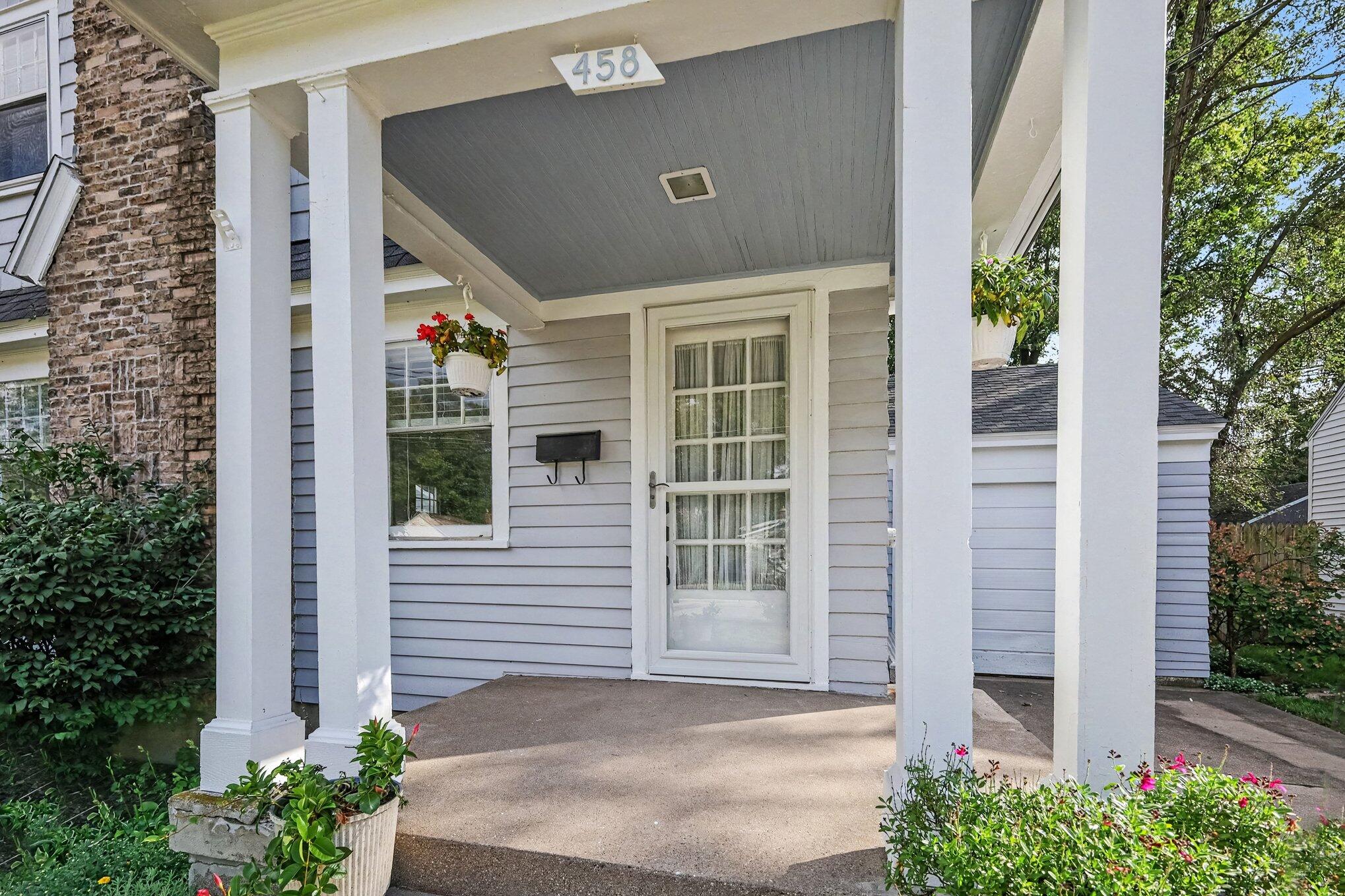 458 Van Allen Street SE Grand Rapids MI 49548