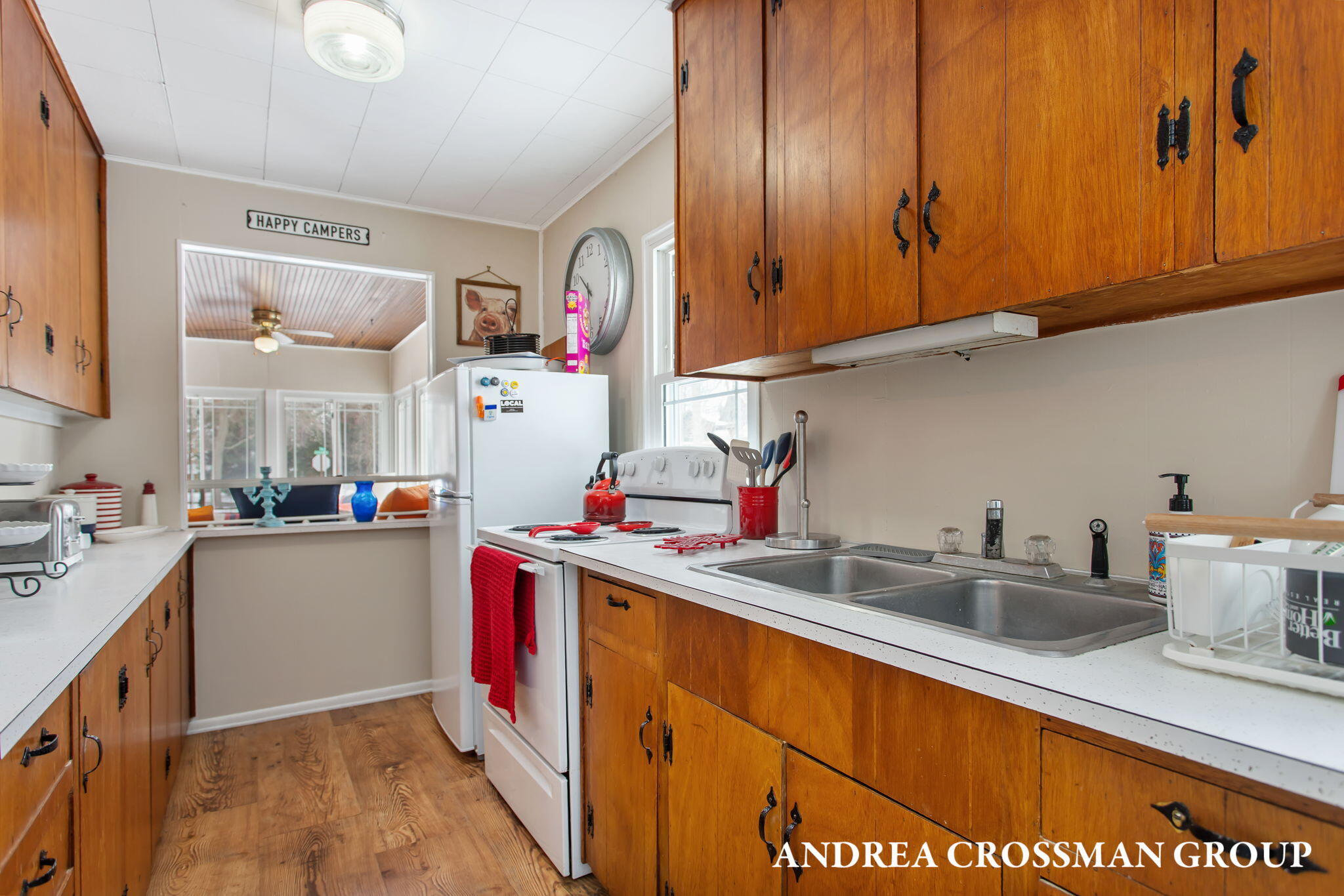 658 Allegan Street Saugatuck MI 49453
