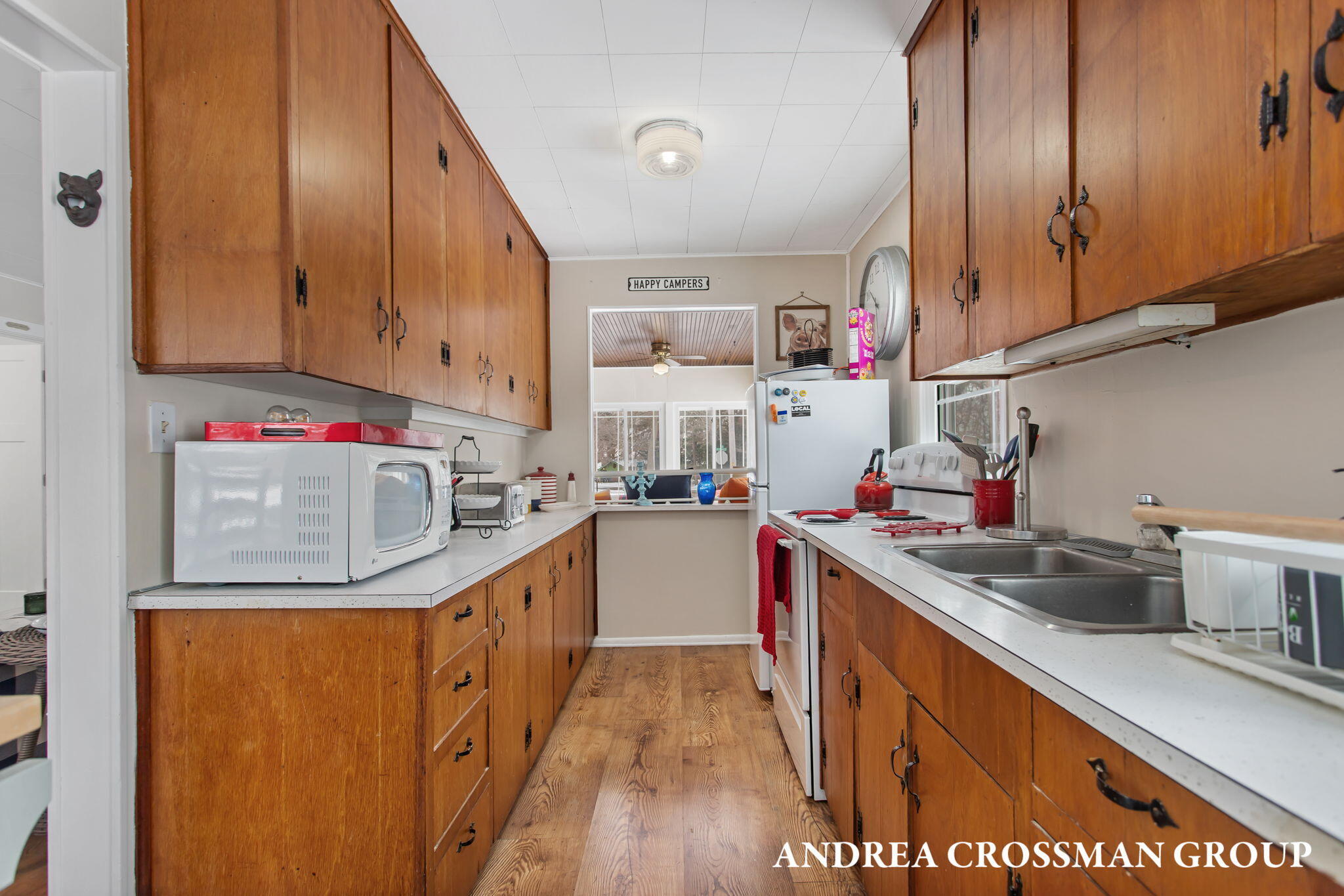 658 Allegan Street Saugatuck MI 49453