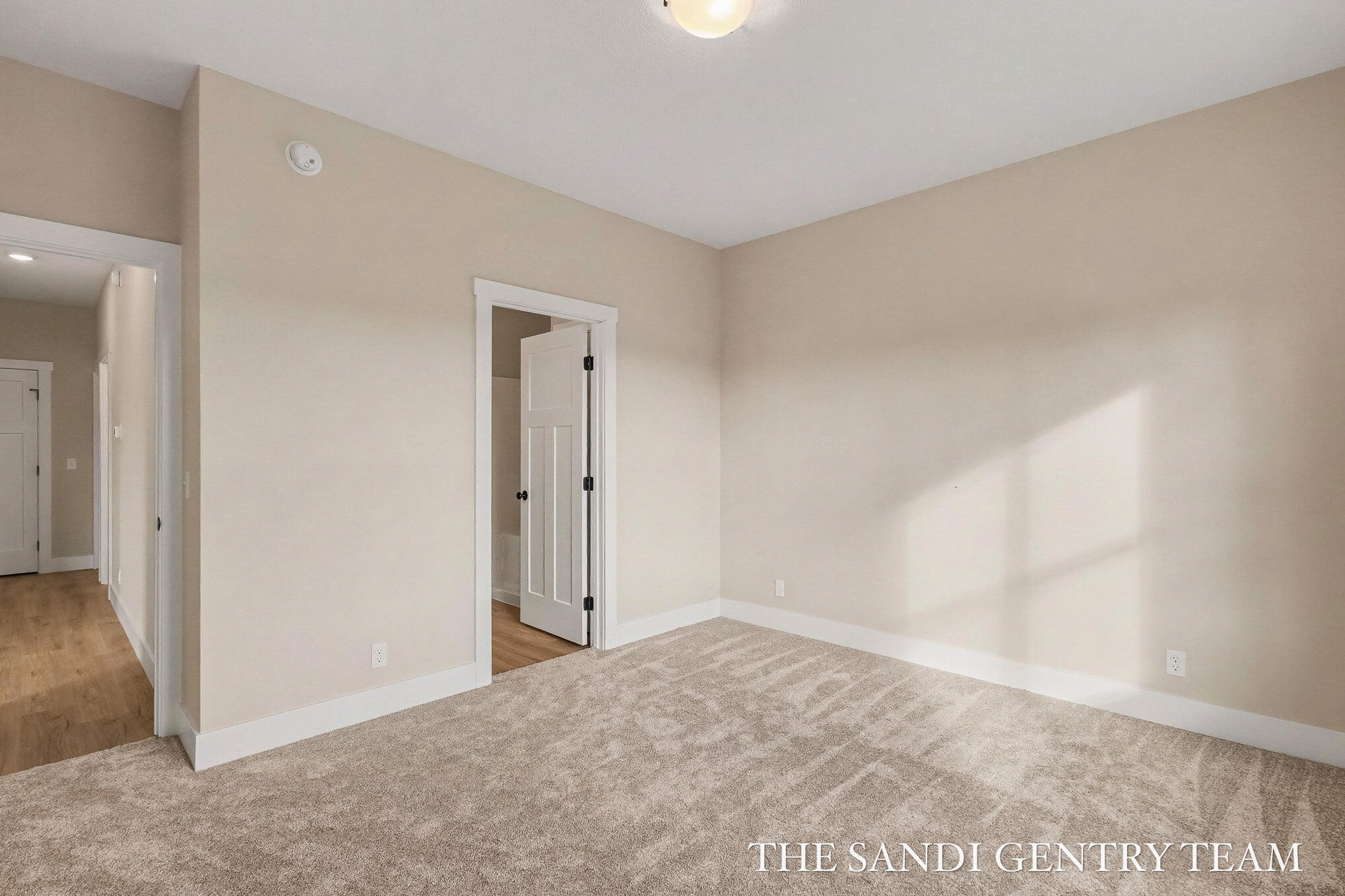 2489 Gray Wolf Way Muskegon MI 49444