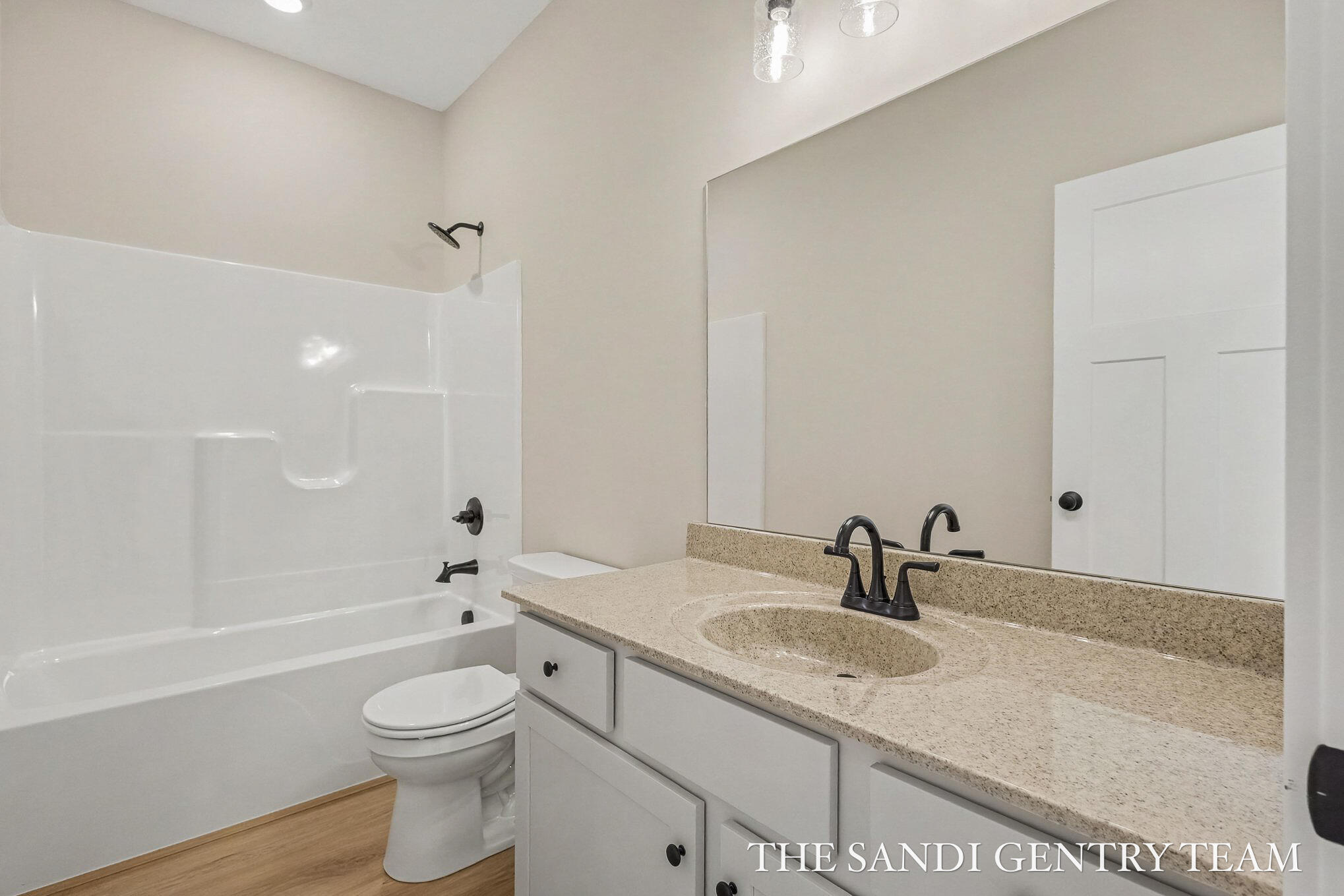 2489 Gray Wolf Way Muskegon MI 49444