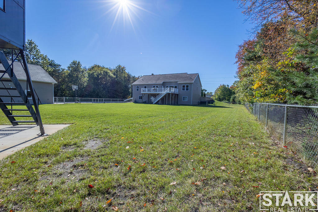2320 E Mount Garfield Road Muskegon MI 49444