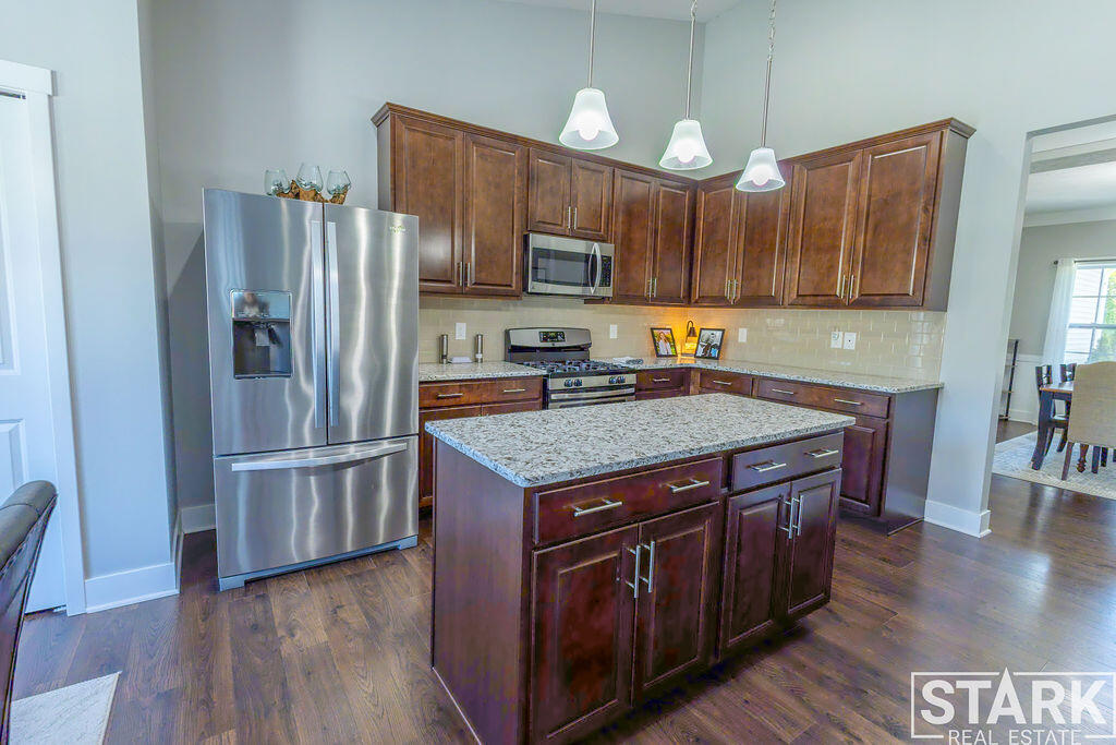 2320 E Mount Garfield Road Muskegon MI 49444