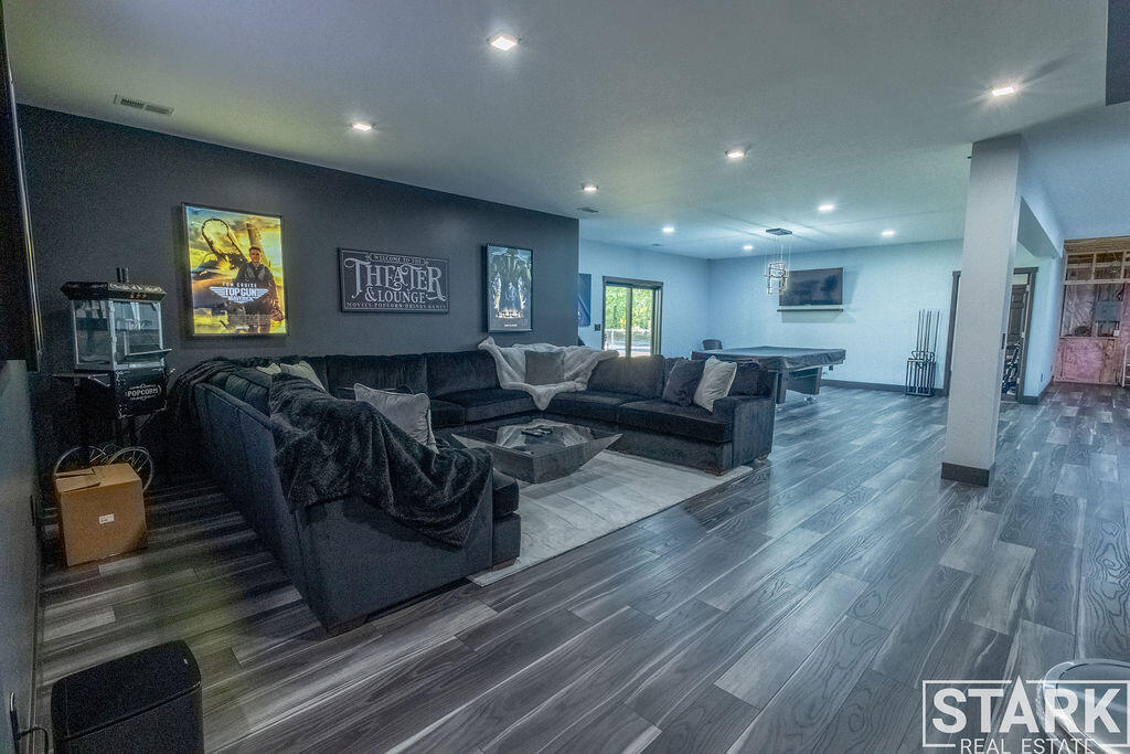 2320 E Mount Garfield Road Muskegon MI 49444