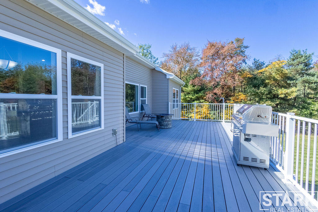 2320 E Mount Garfield Road Muskegon MI 49444