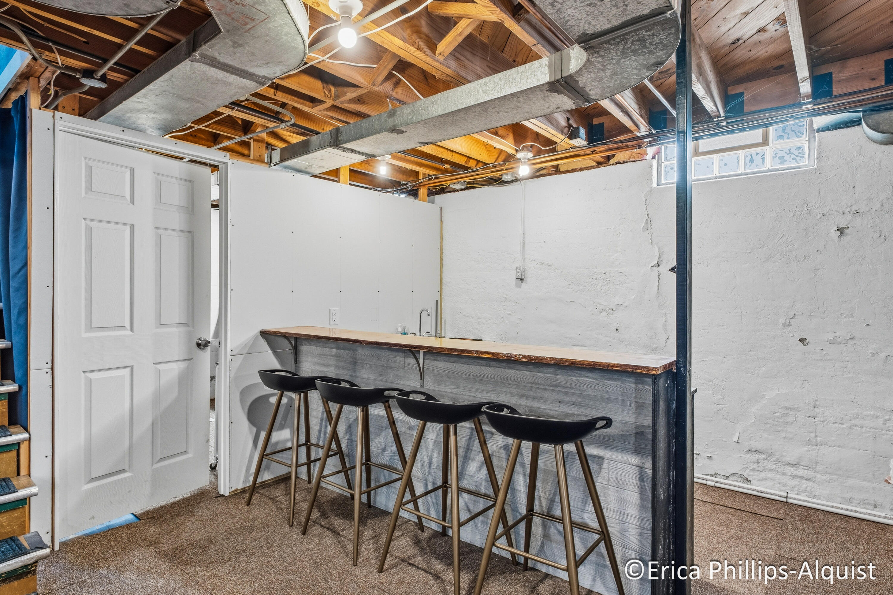 2142 Emerald Avenue NE Grand Rapids MI 49505