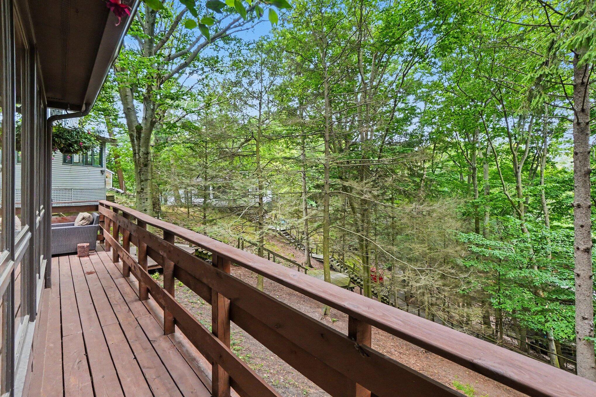 20 Crescent Hill Grand Haven MI 49417