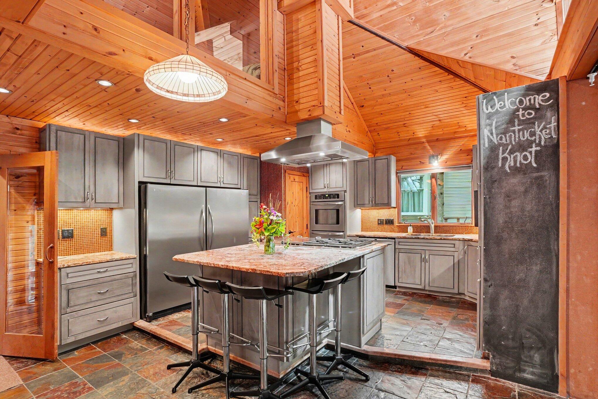 20 Crescent Hill Grand Haven MI 49417