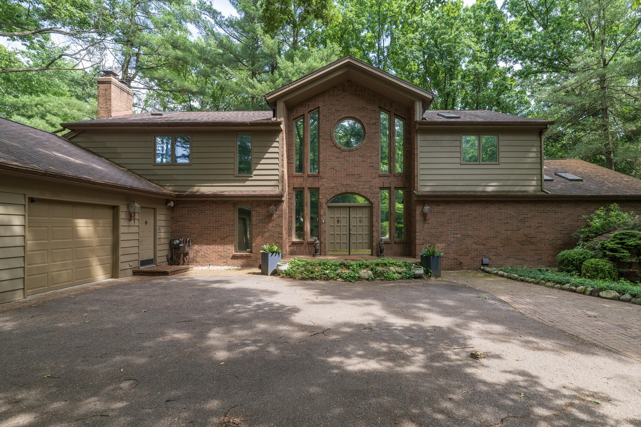 7129 Lakeridge Place Kalamazoo MI 49009