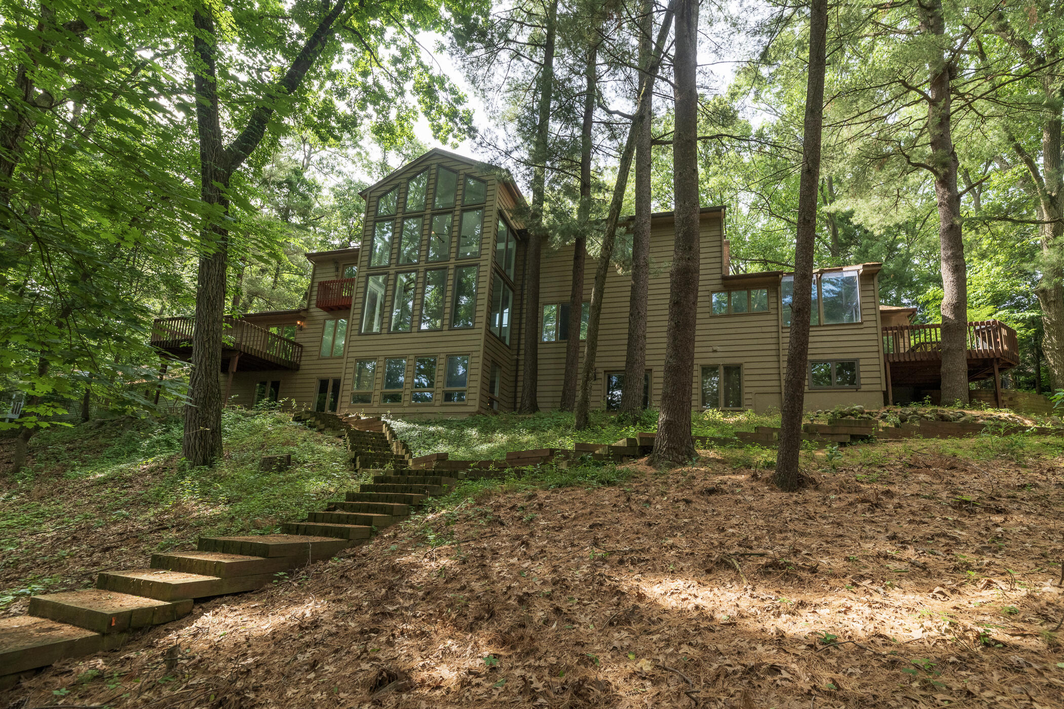 7129 Lakeridge Place Kalamazoo MI 49009