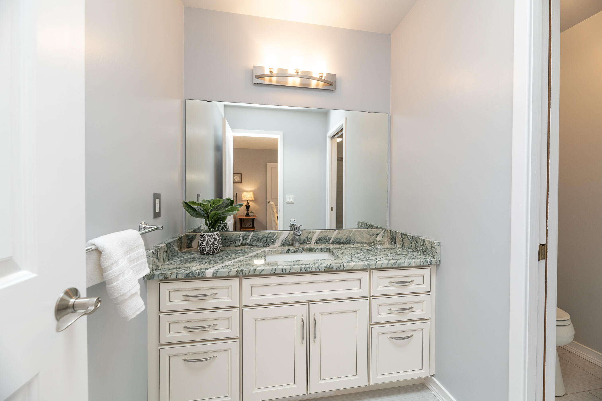 7129 Lakeridge Place Kalamazoo MI 49009