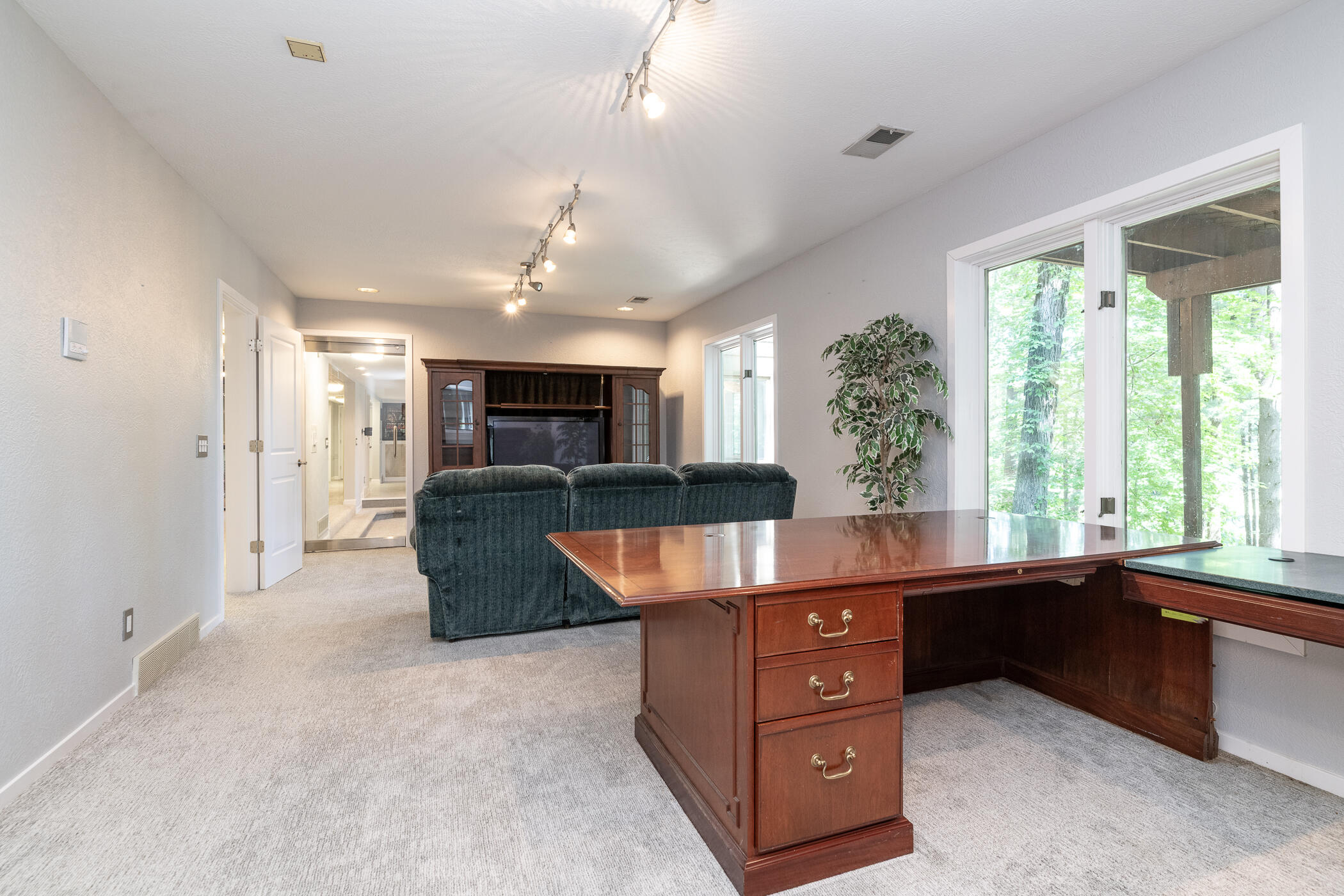 7129 Lakeridge Place Kalamazoo MI 49009