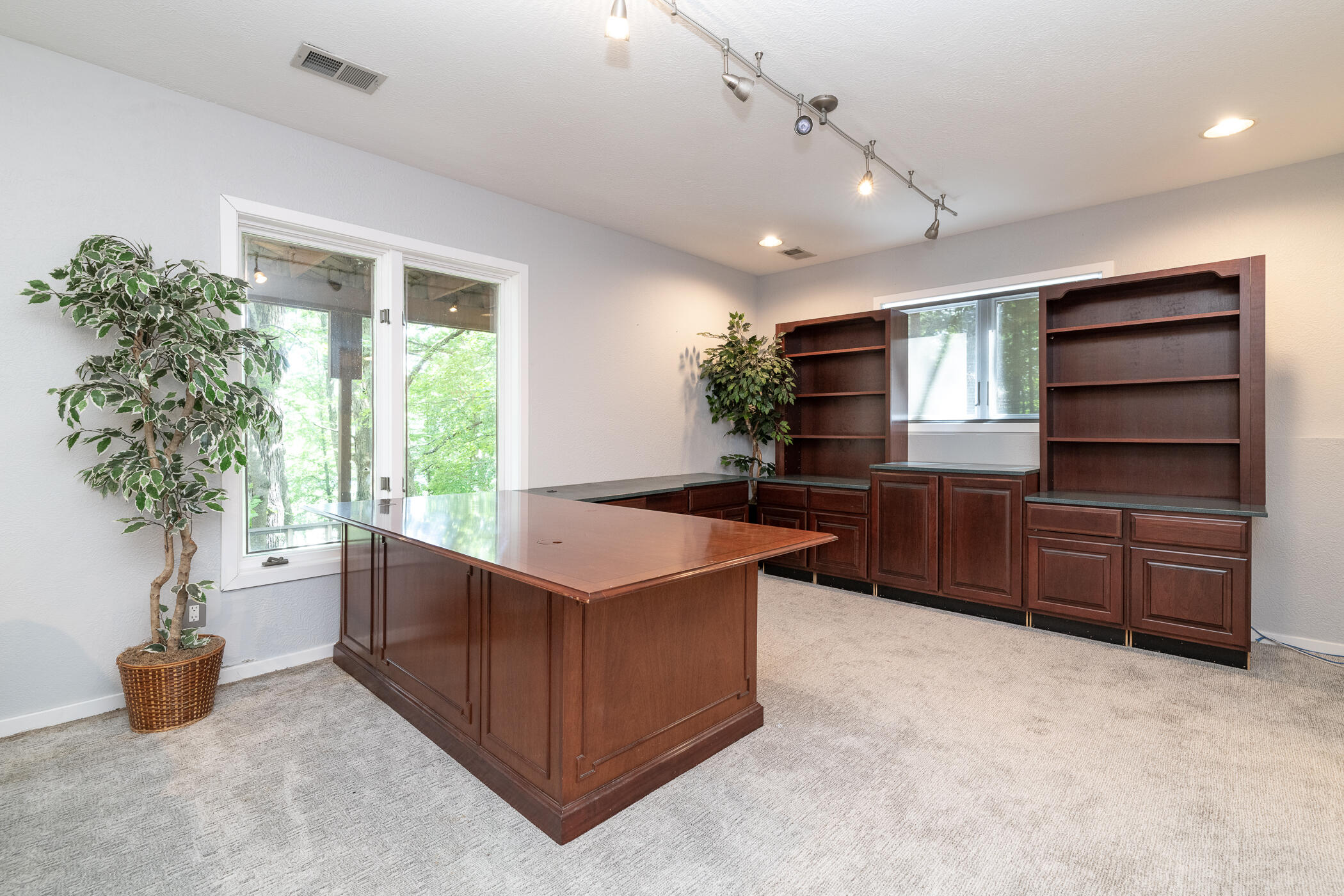 7129 Lakeridge Place Kalamazoo MI 49009