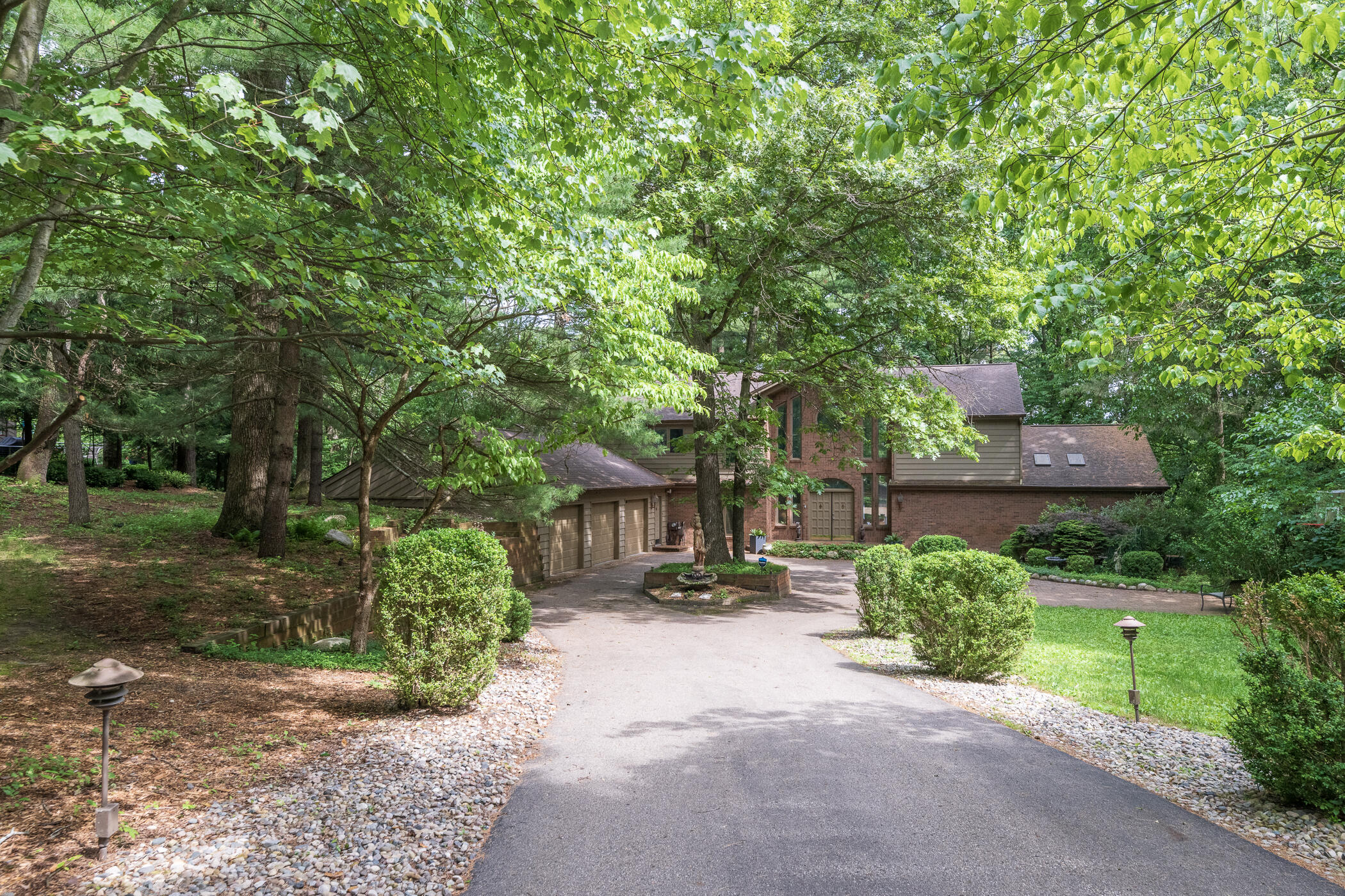 7129 Lakeridge Place Kalamazoo MI 49009
