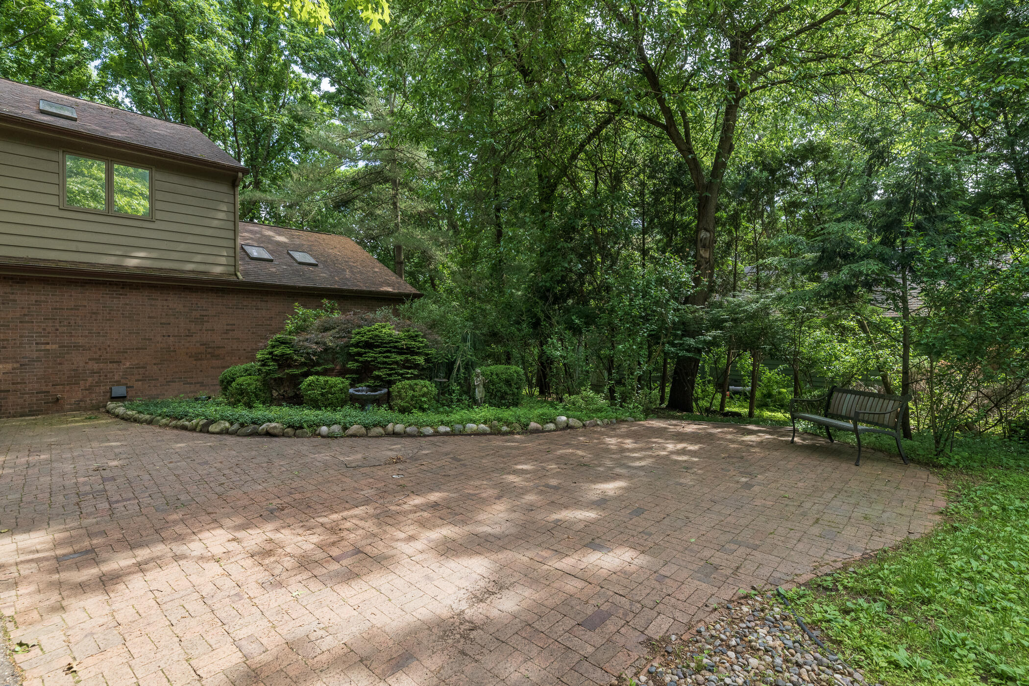 7129 Lakeridge Place Kalamazoo MI 49009
