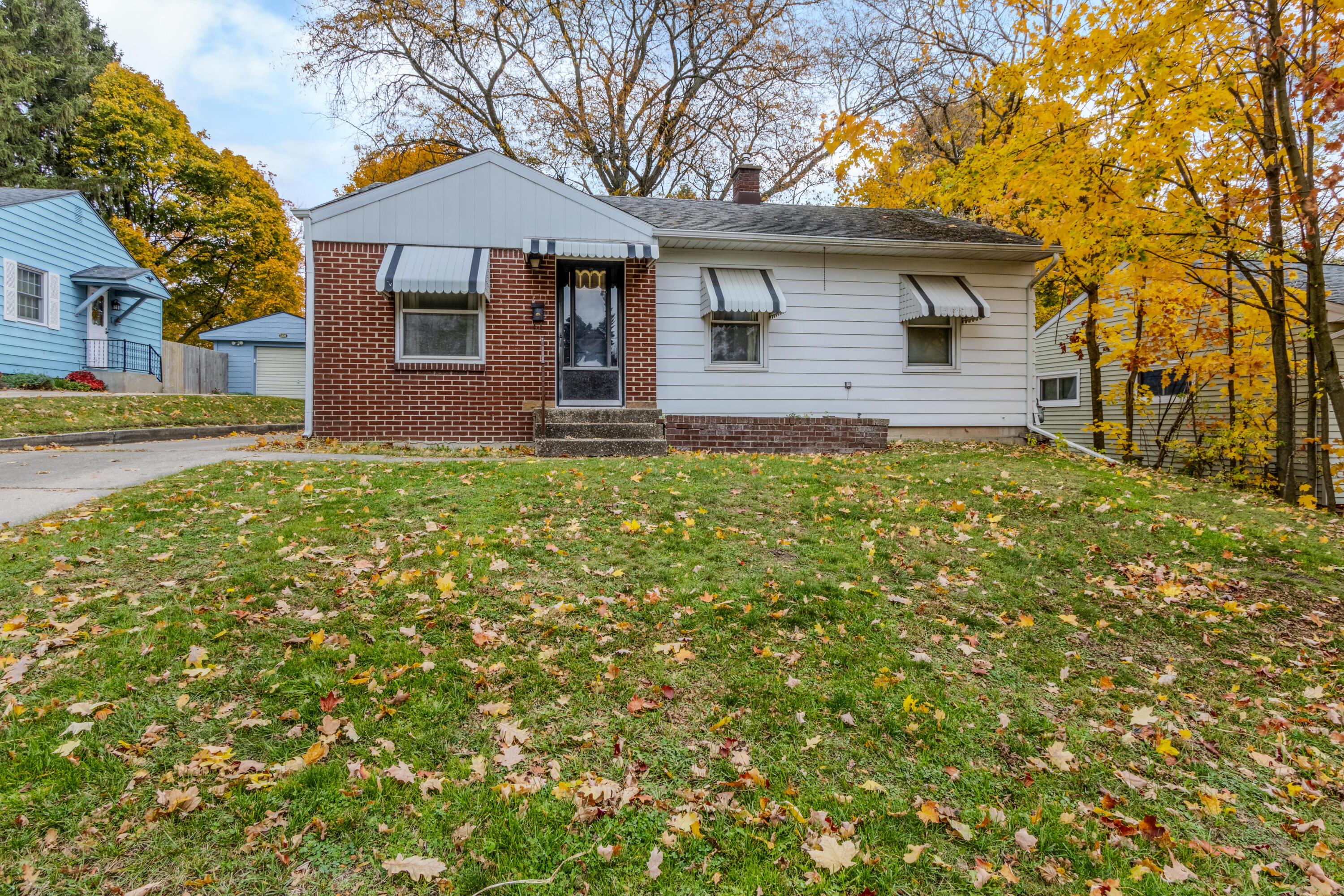 1824 Herrick Avenue NE Grand Rapids MI 49505
