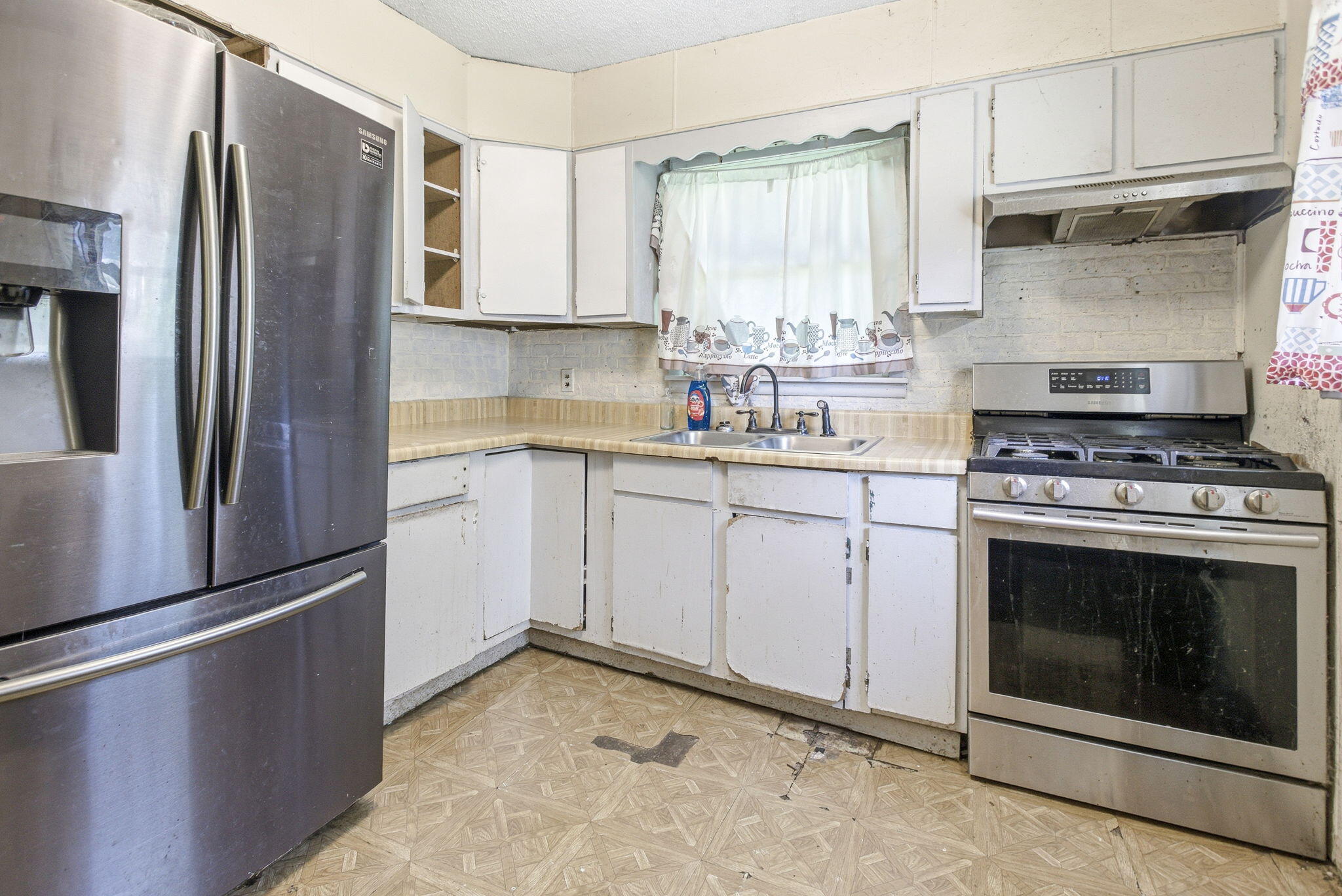 7275 Helen Coloma MI 49038
