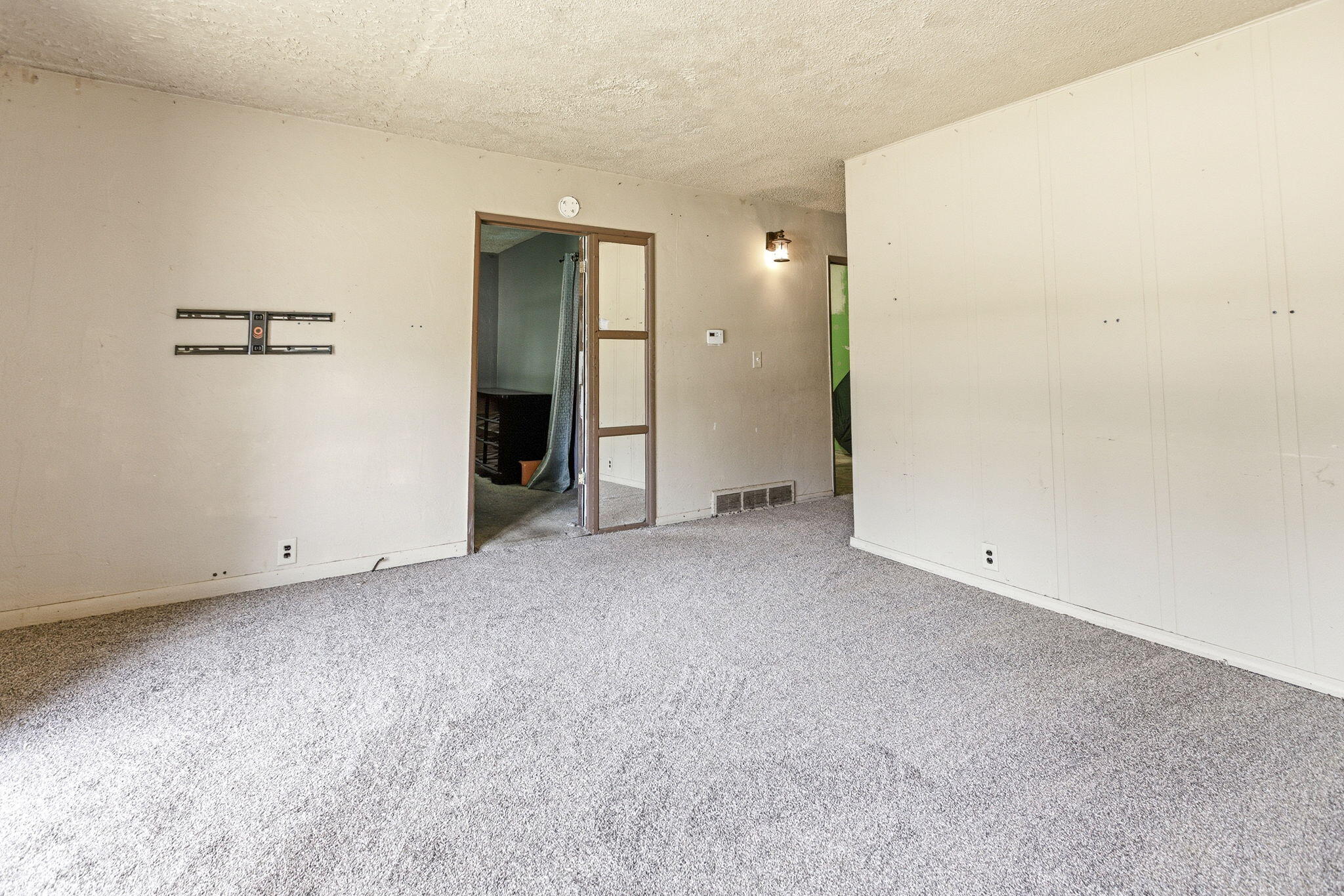 7275 Helen Coloma MI 49038