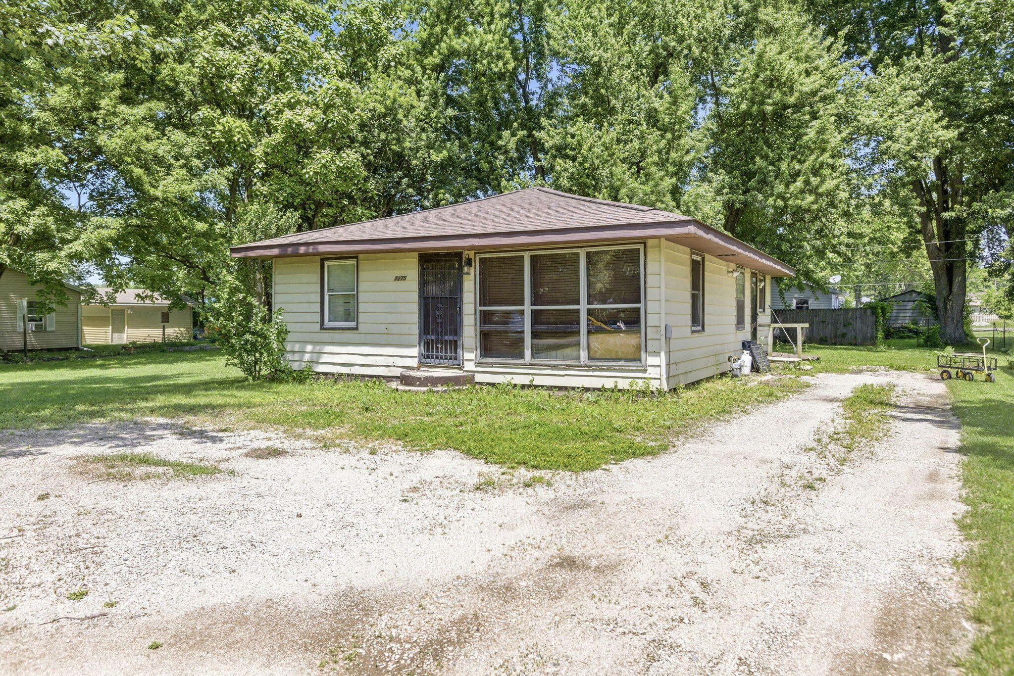 7275 Helen Coloma MI 49038