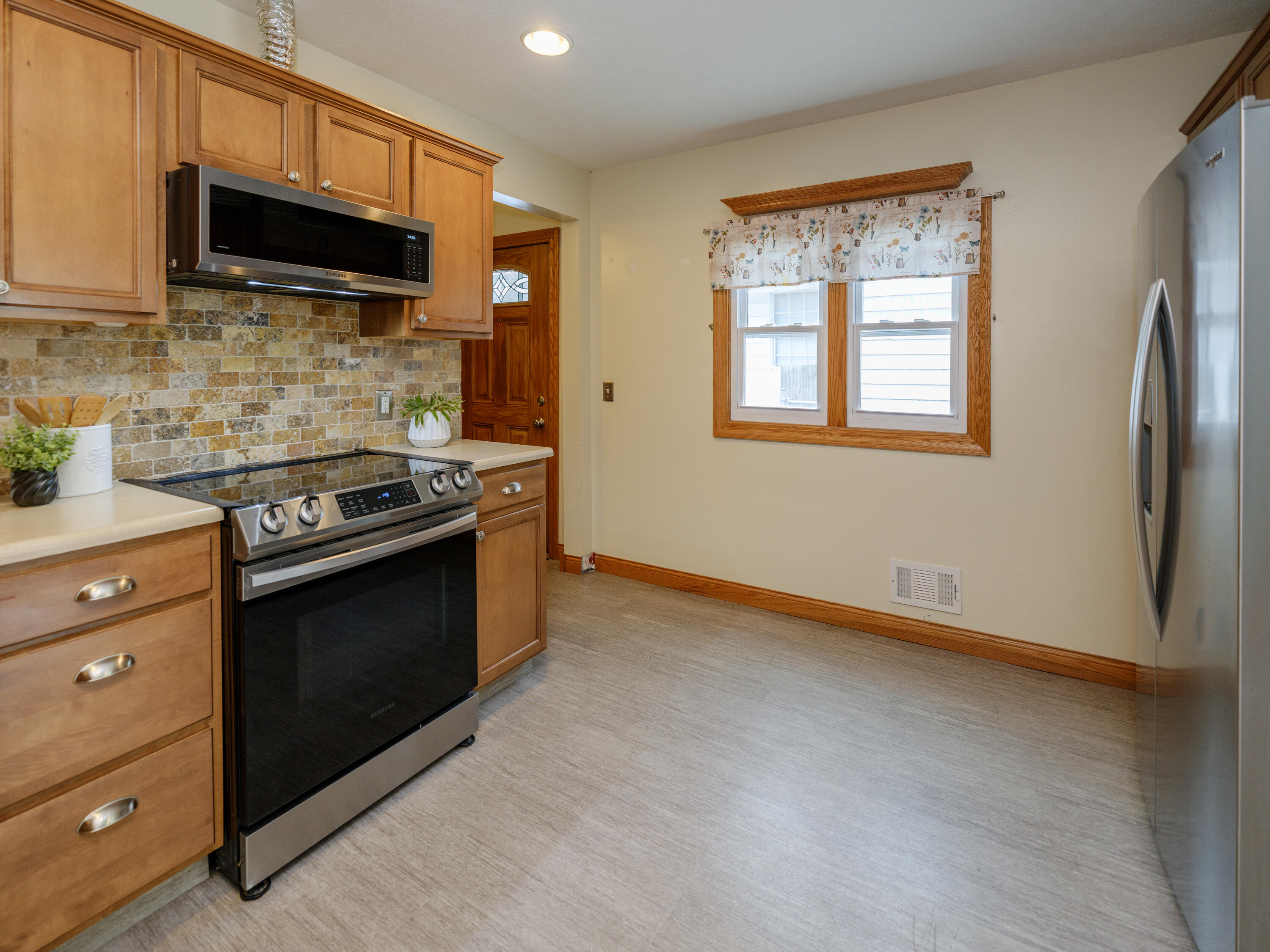 1622 Homecrest Avenue Kalamazoo MI 49001