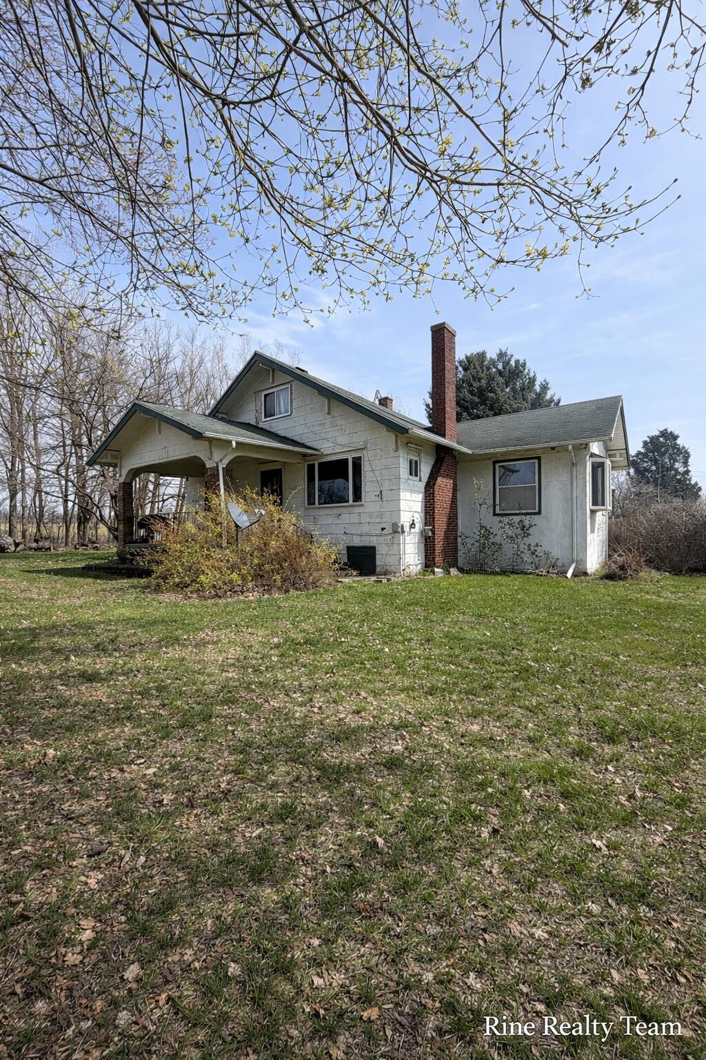 1091 N Benton Center Road Benton Harbor MI 49022
