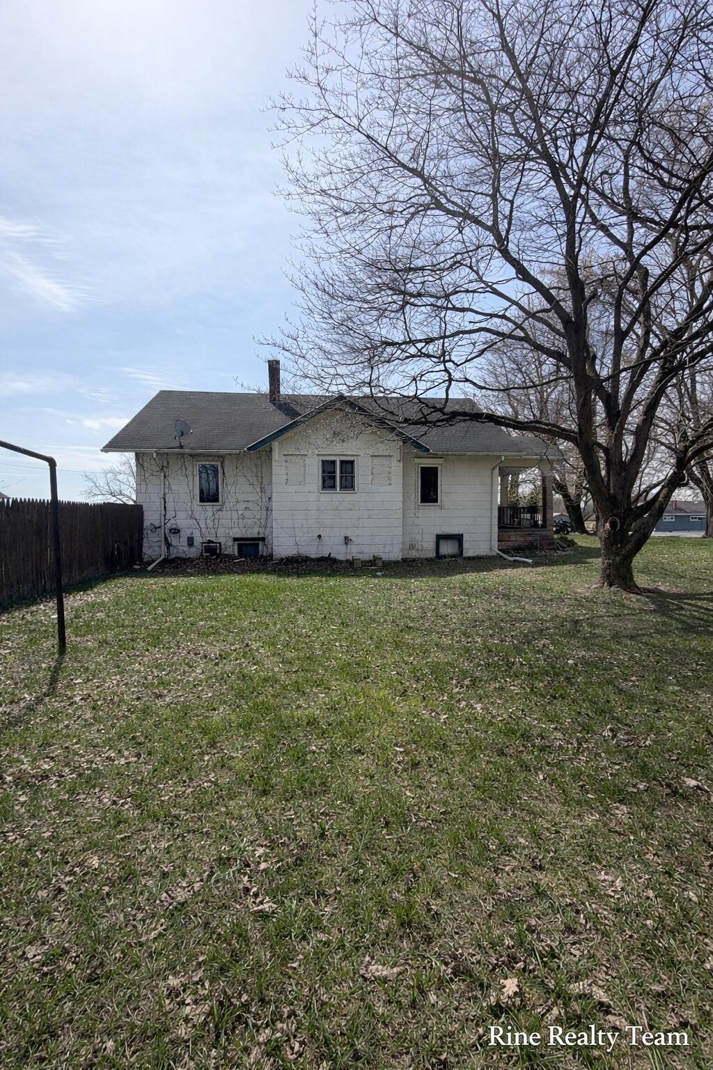 1091 N Benton Center Road Benton Harbor MI 49022