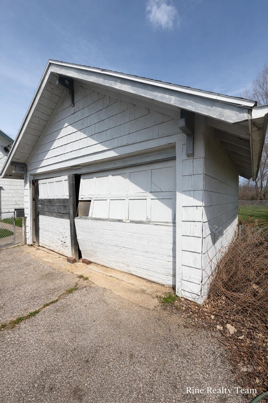 1091 N Benton Center Road Benton Harbor MI 49022